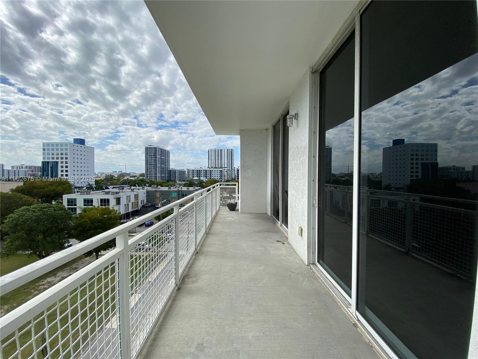 THE YORKER CONDO - Residential