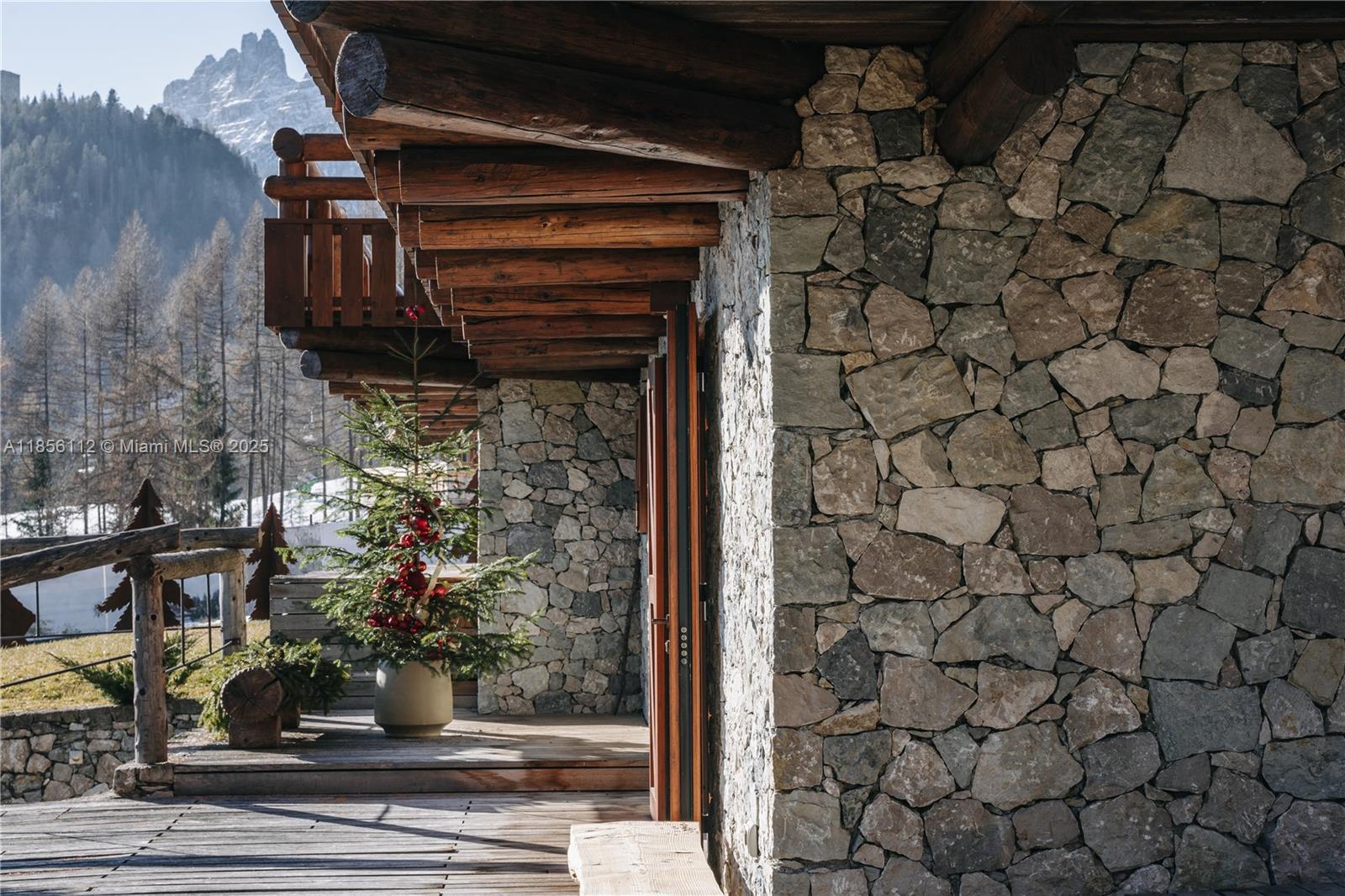 Loc. Gilardon 57, Cortina Località Gilardon