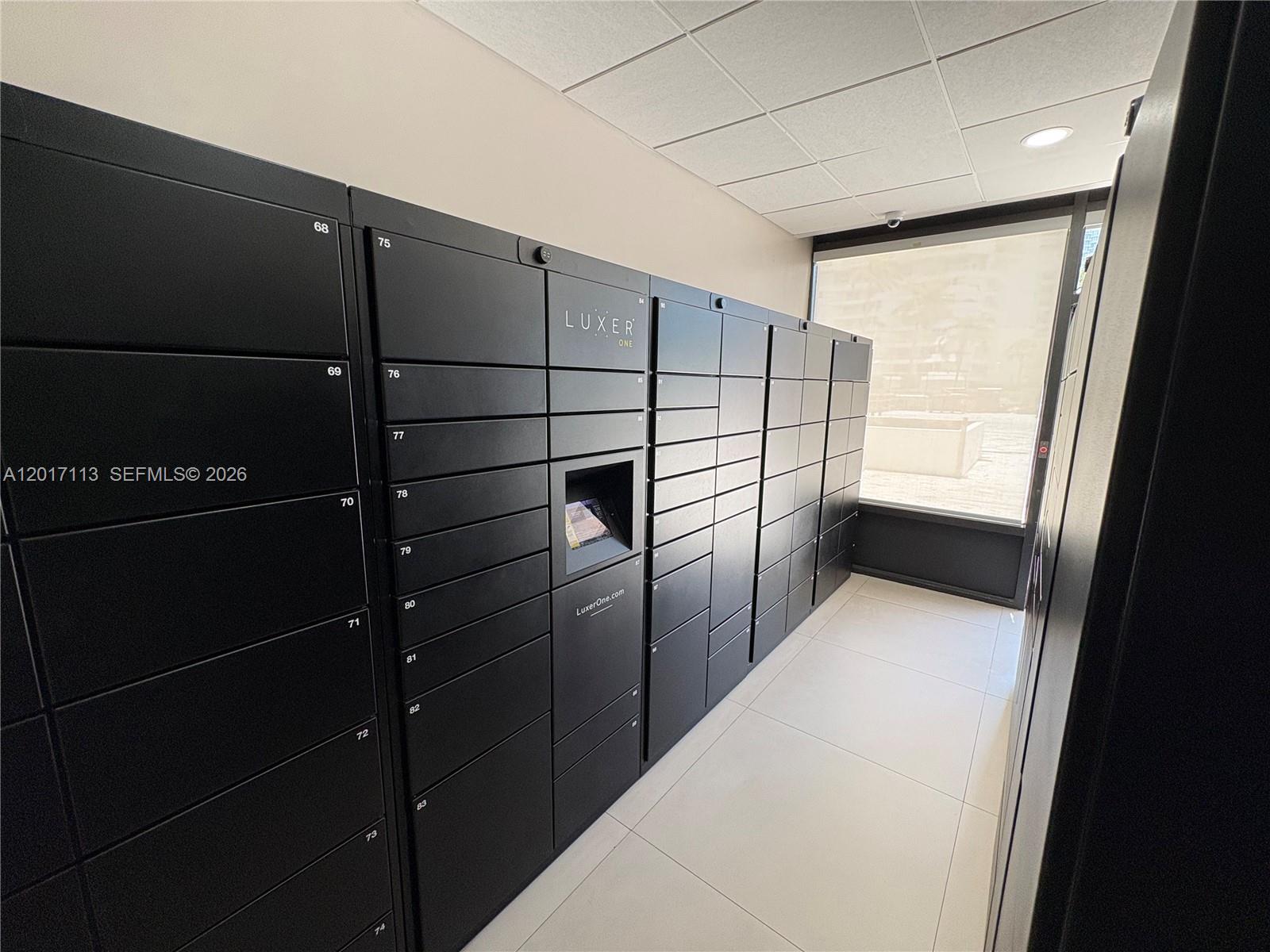 CHARTER CLUB CONDO - Residential Lease