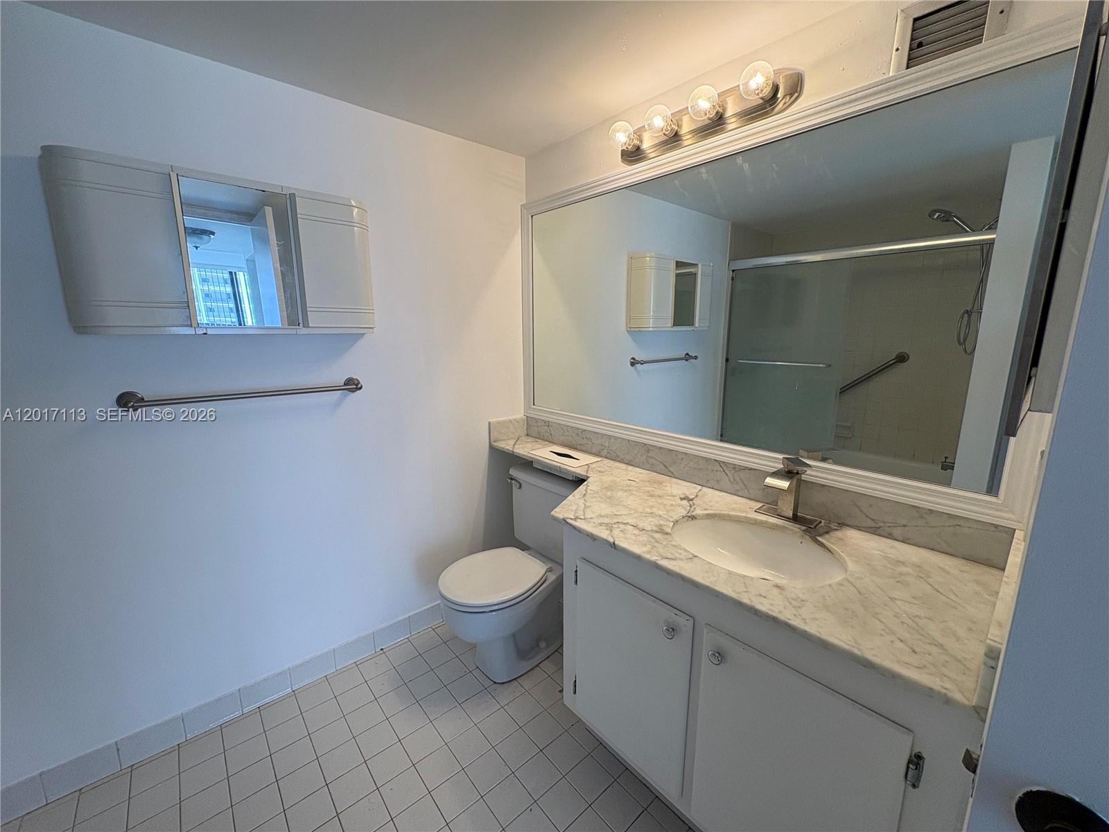 CHARTER CLUB CONDO - Residential Lease