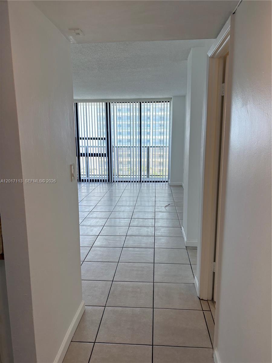 CHARTER CLUB CONDO - Residential Lease
