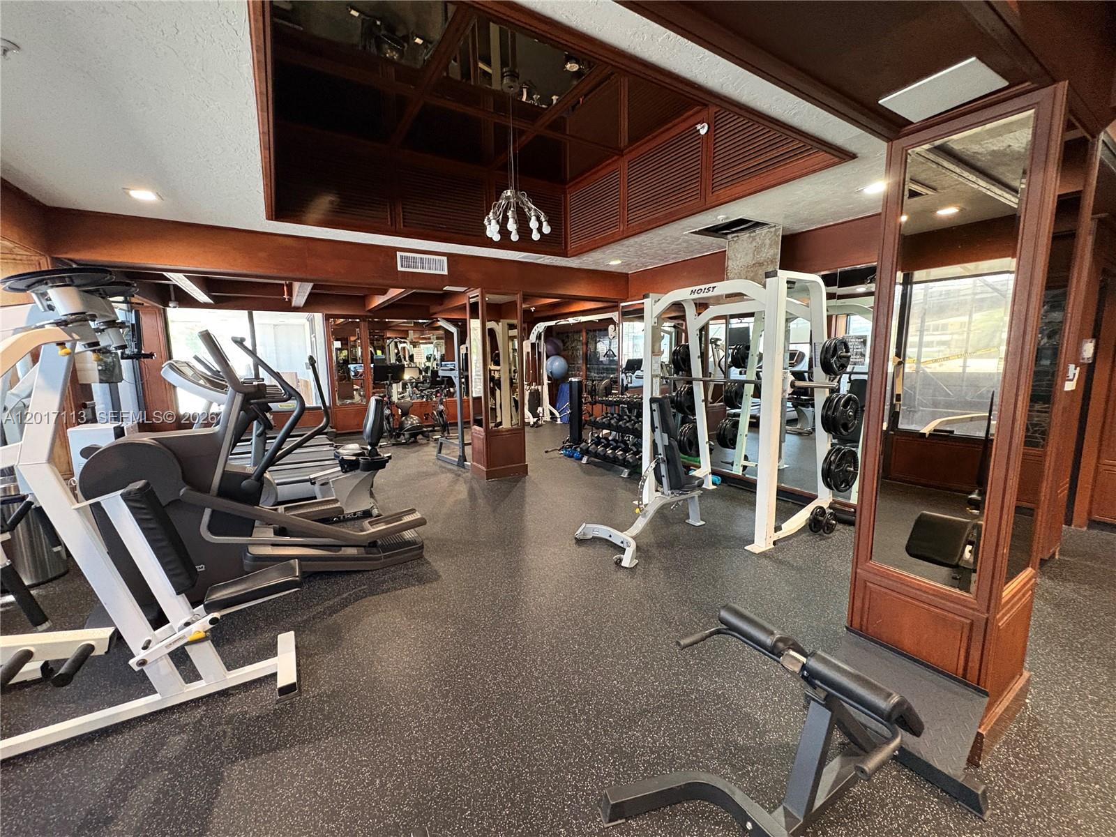 CHARTER CLUB CONDO - Residential Lease