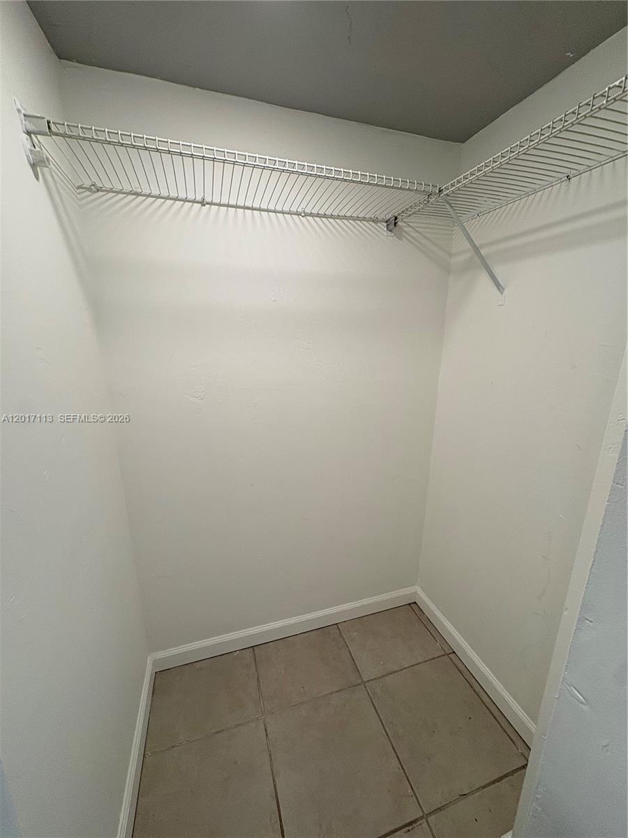 CHARTER CLUB CONDO - Residential Lease
