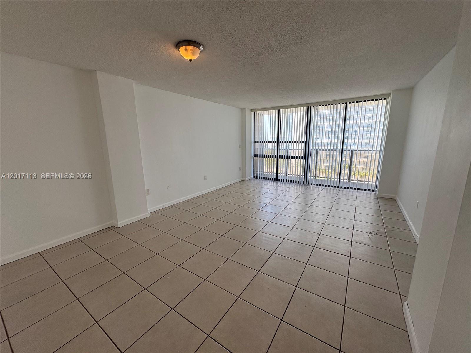 CHARTER CLUB CONDO - Residential Lease