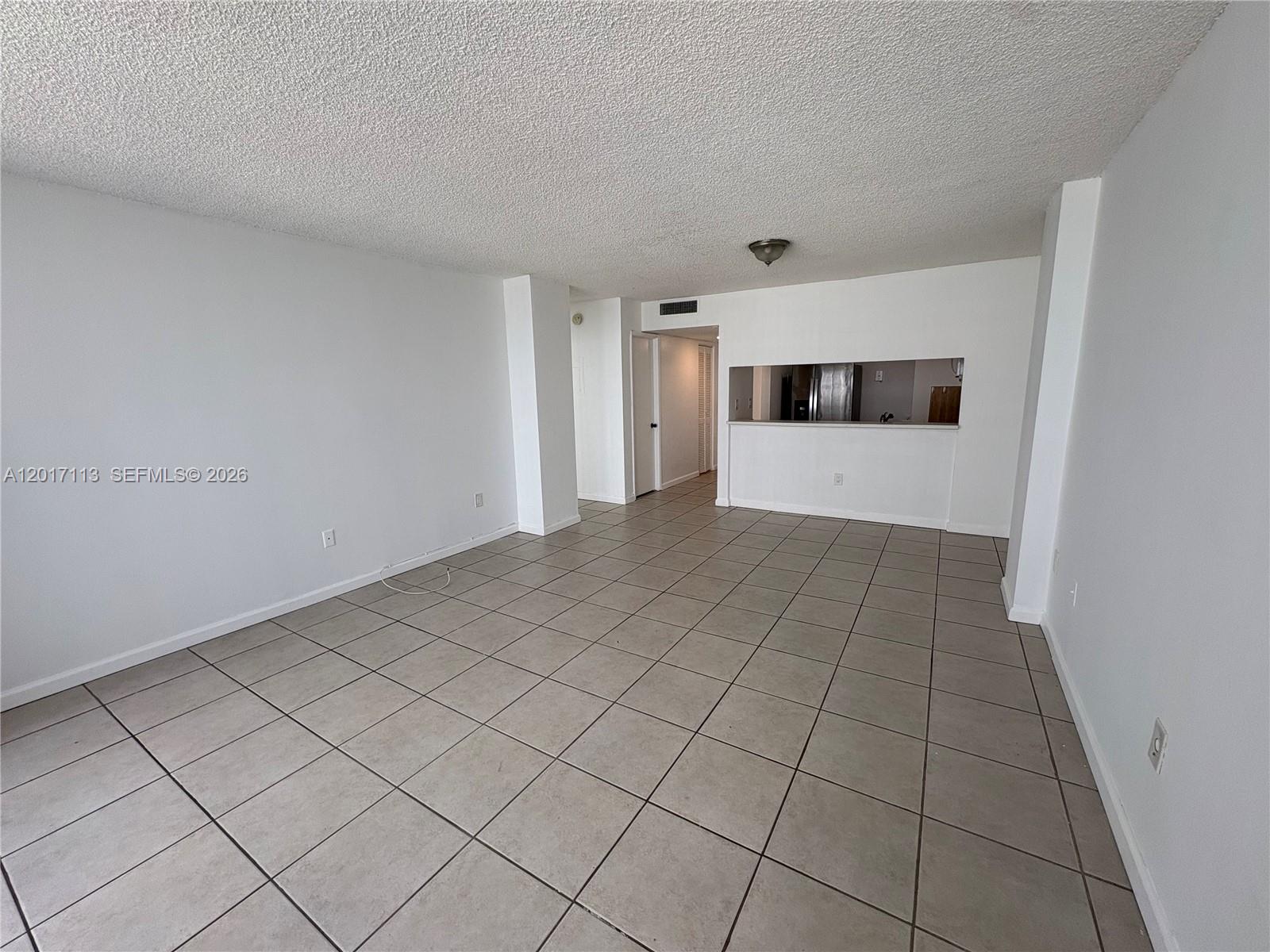 CHARTER CLUB CONDO - Residential Lease