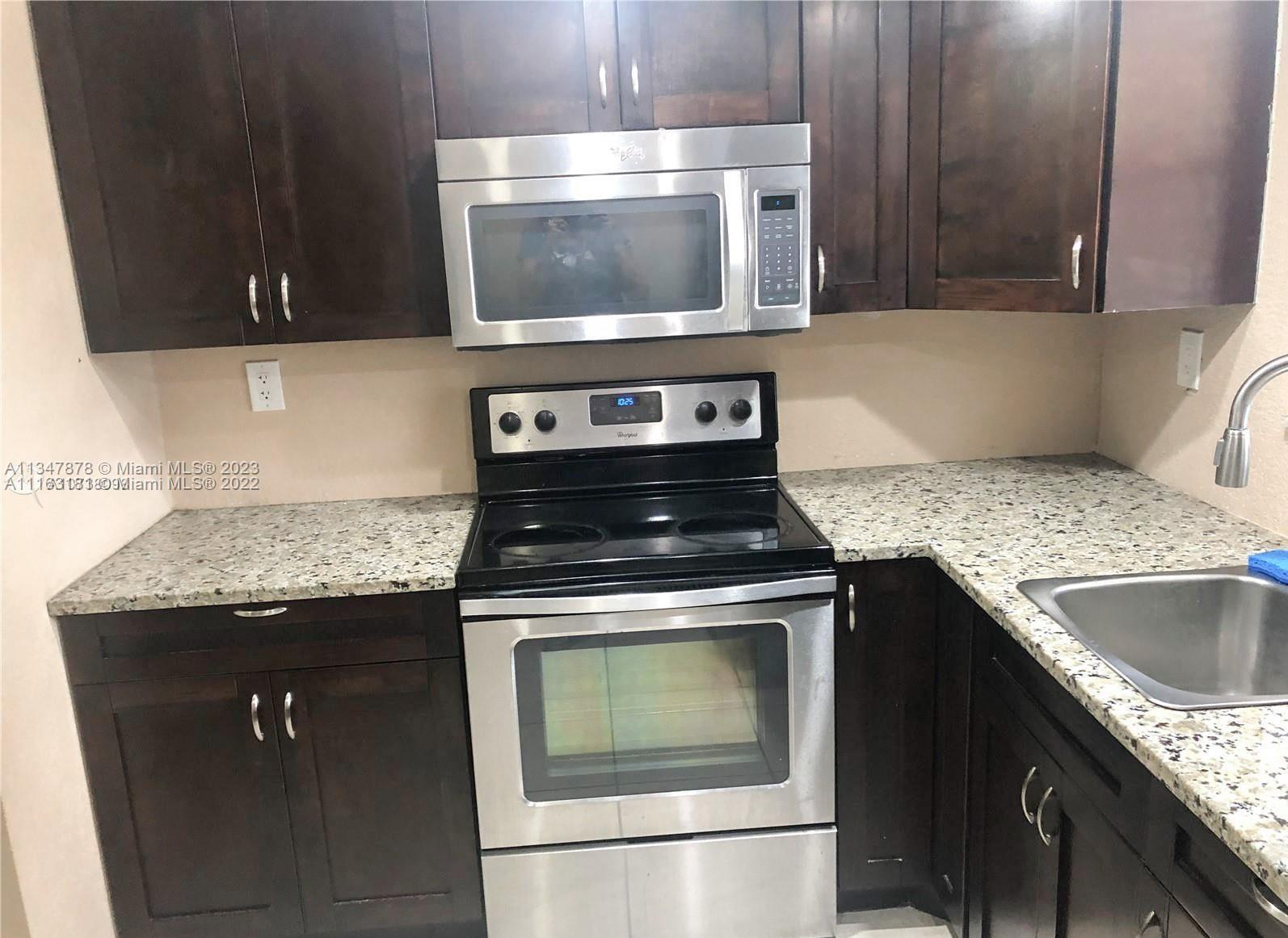 spacious fully renovated apartment, with stainless steel kitchen appliances, granite countertop and ceramic floor, walking closet, and multiple large storage in the unit, easy access to dolphin expressway; near international and dolphin mall.