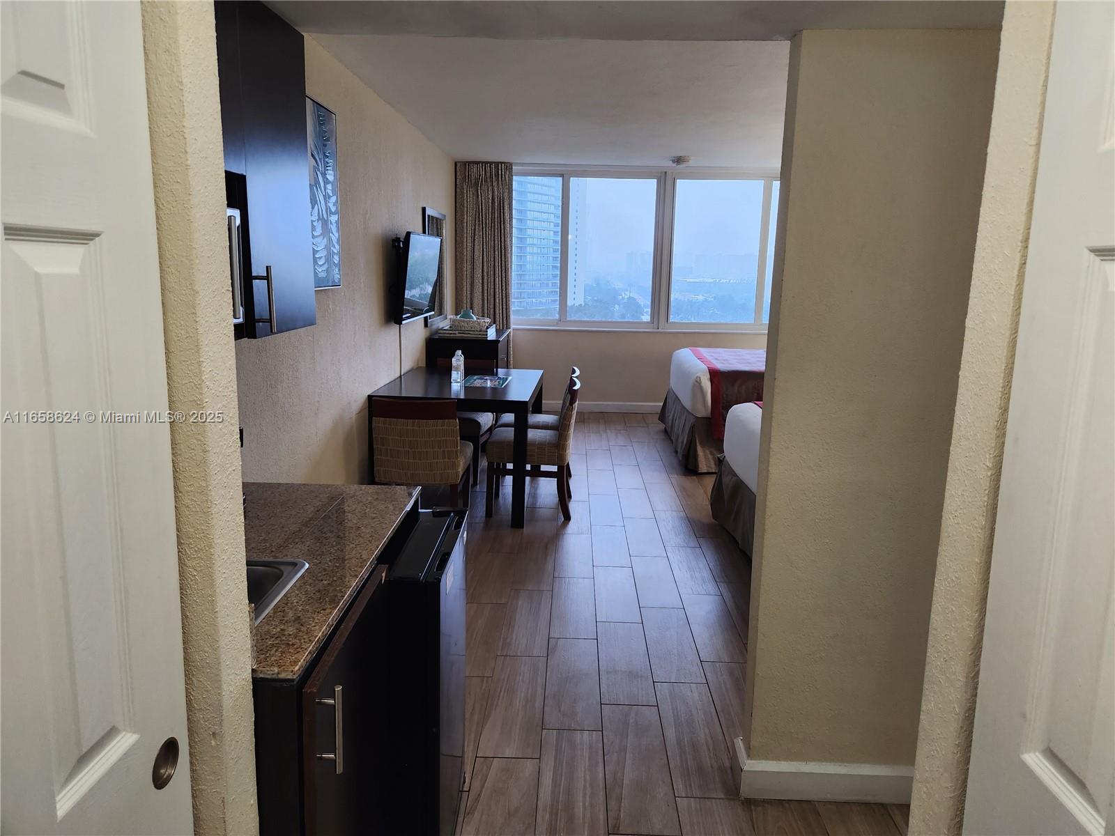Rental Property at 19201 Collins Ave 1041, Sunny Isles Beach, Miami-Dade County, Florida - Bathrooms: 1  - $1,950 MO.