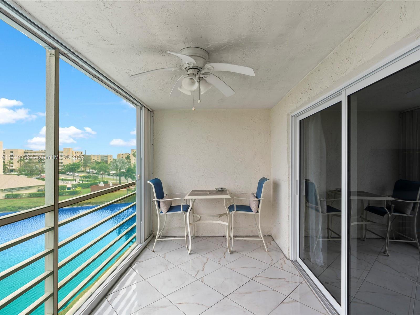 MEADOWBROOK LAKES VIEW CO - Residential