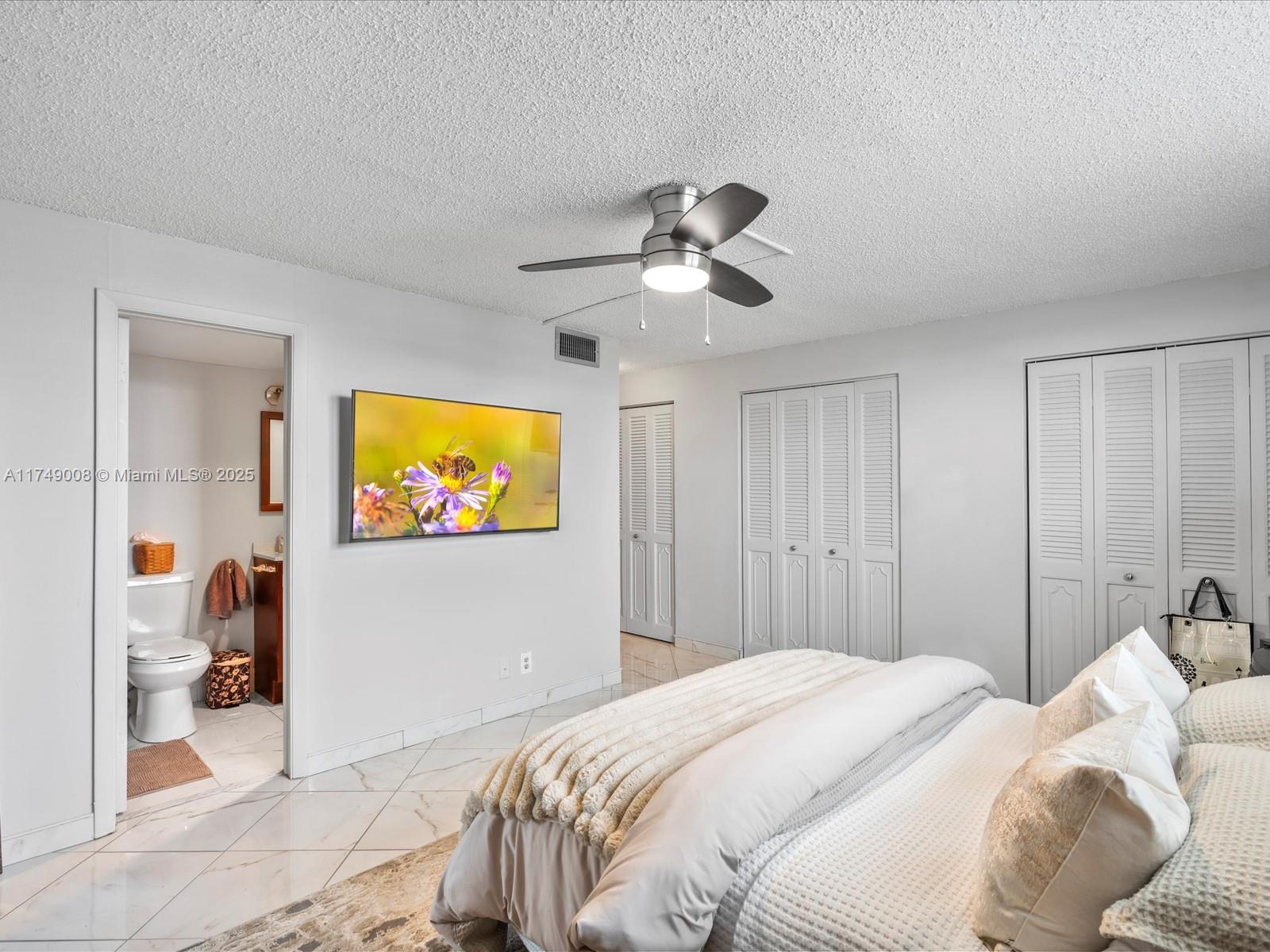 MEADOWBROOK LAKES VIEW CO - Residential
