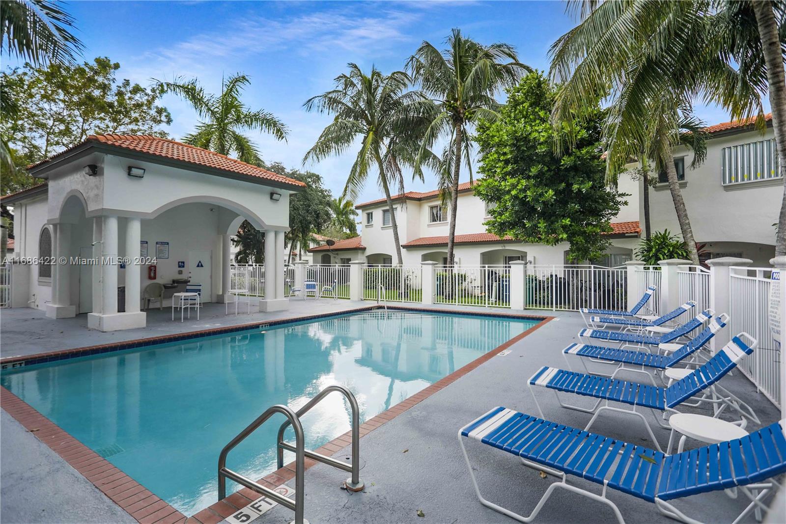 KENDALL GREENS CONDO - Residential