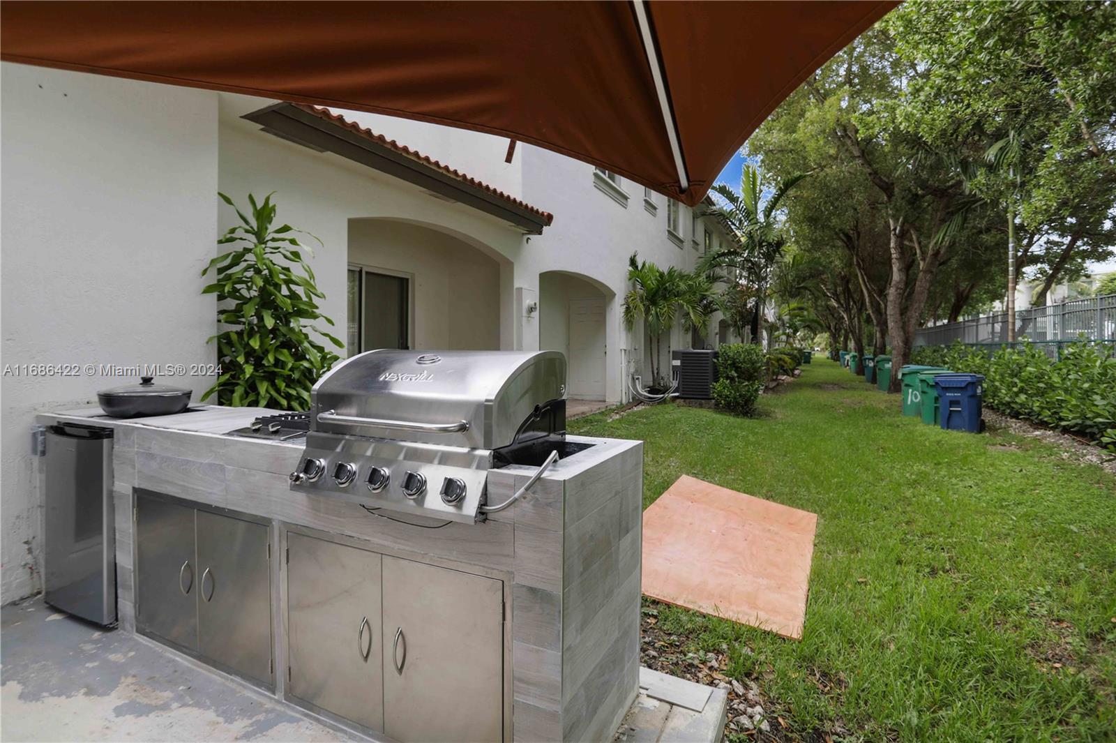 KENDALL GREENS CONDO - Residential