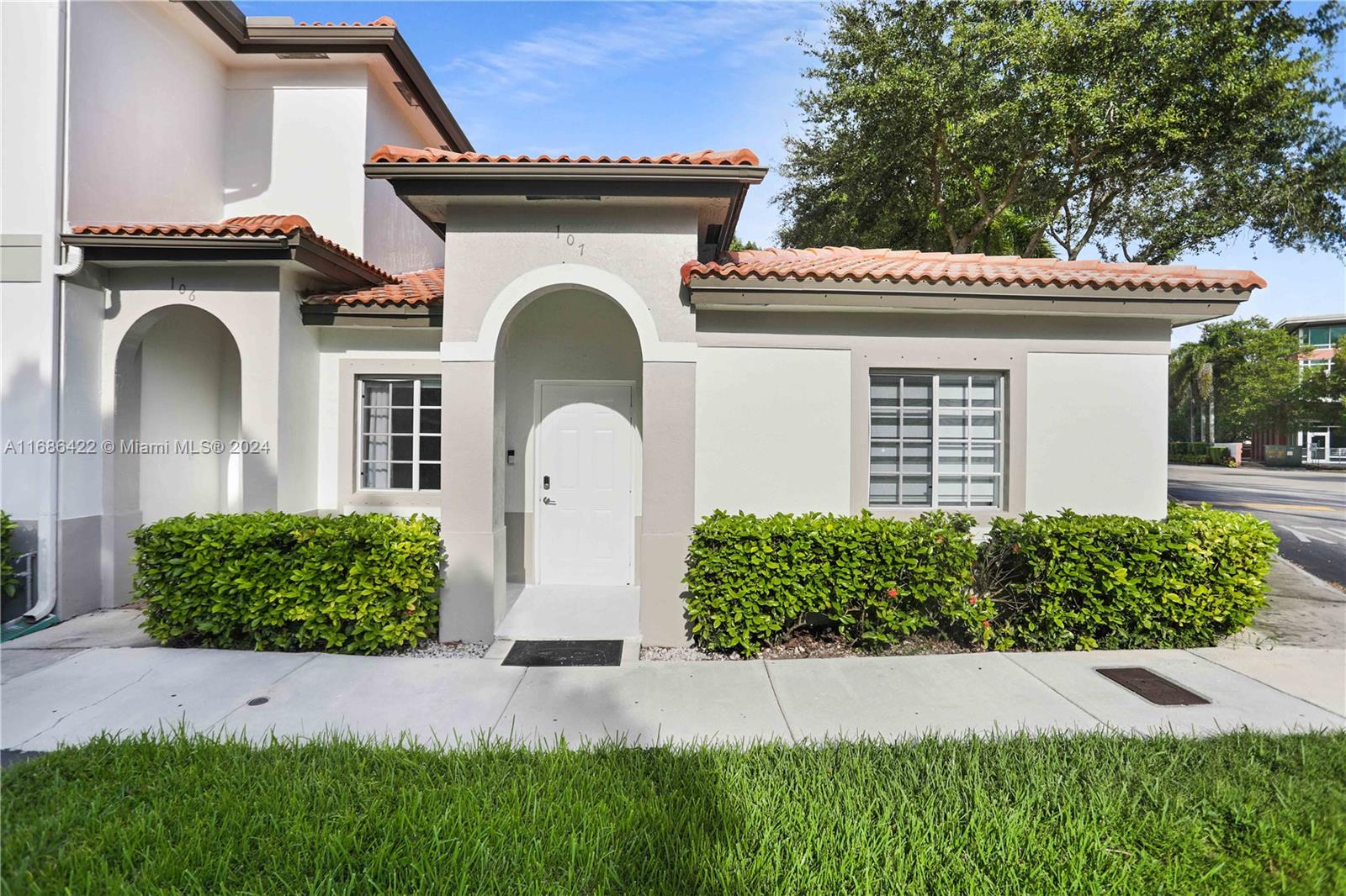 KENDALL GREENS CONDO - Residential