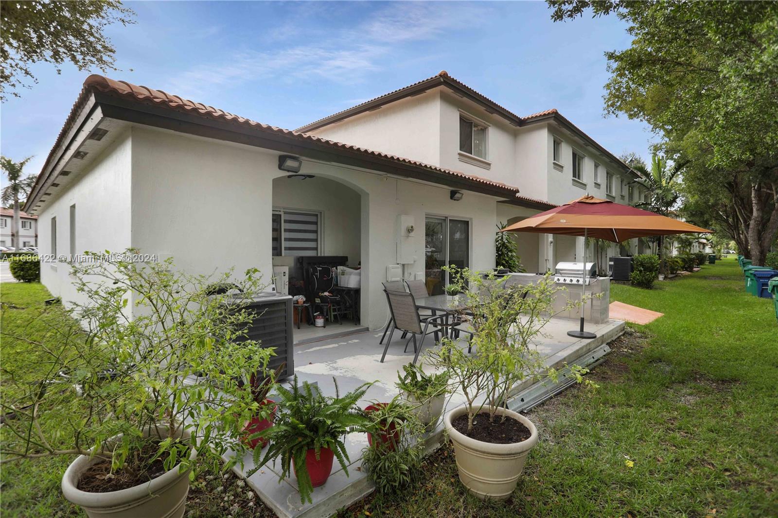 KENDALL GREENS CONDO - Residential
