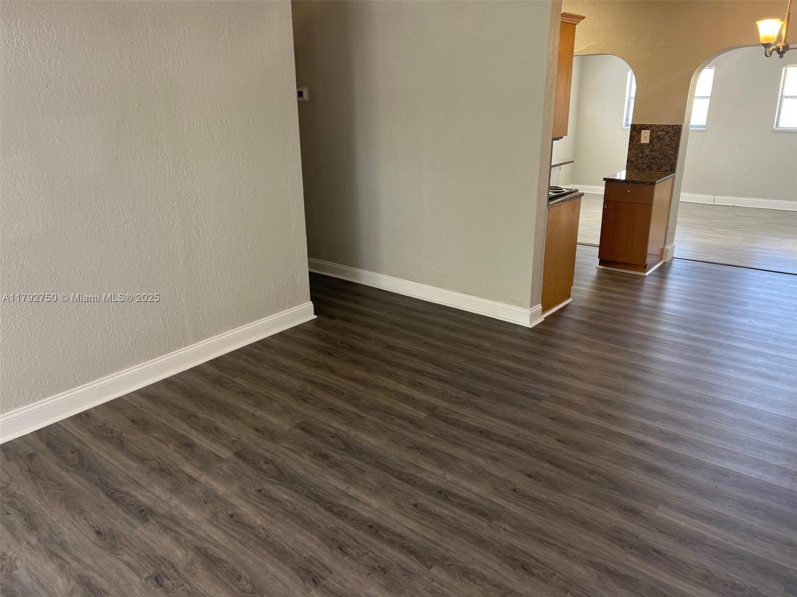1840 NW 184th St