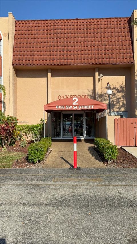 8120 SW 24th St 310 North Lauderdale FL 33068