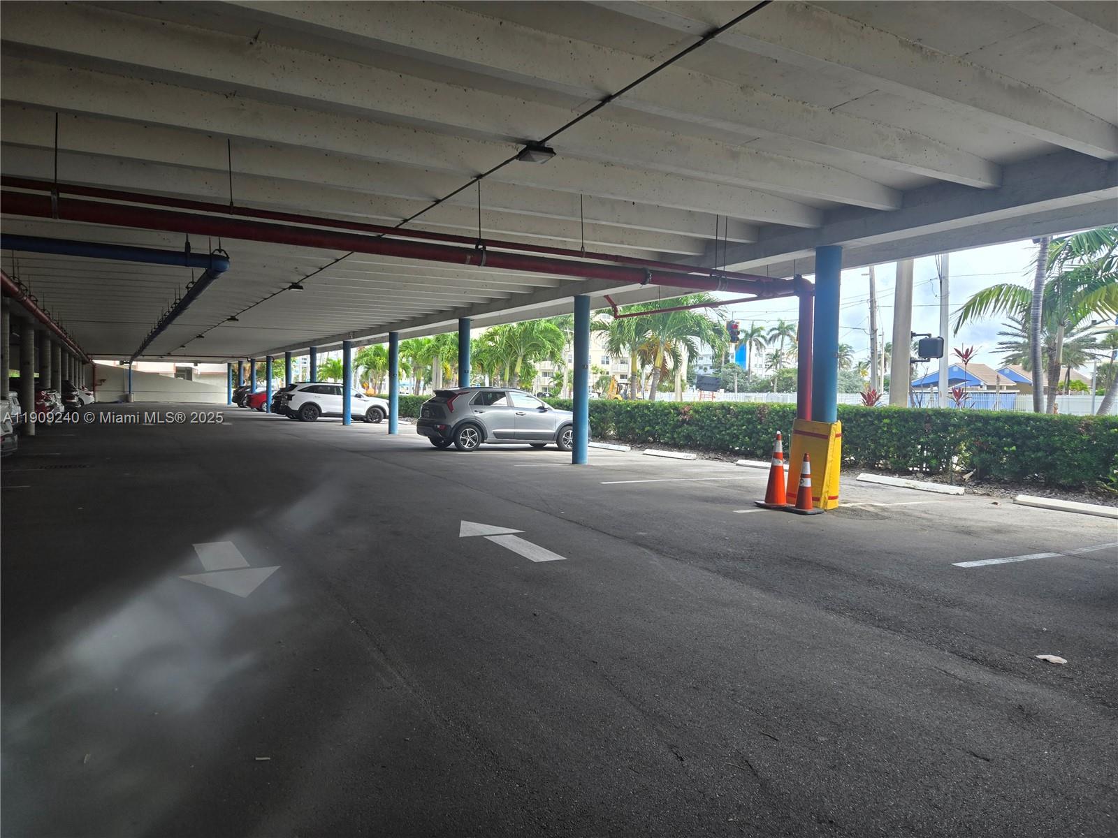 ALLINGTON TOWERS CONDO - Residential Lease