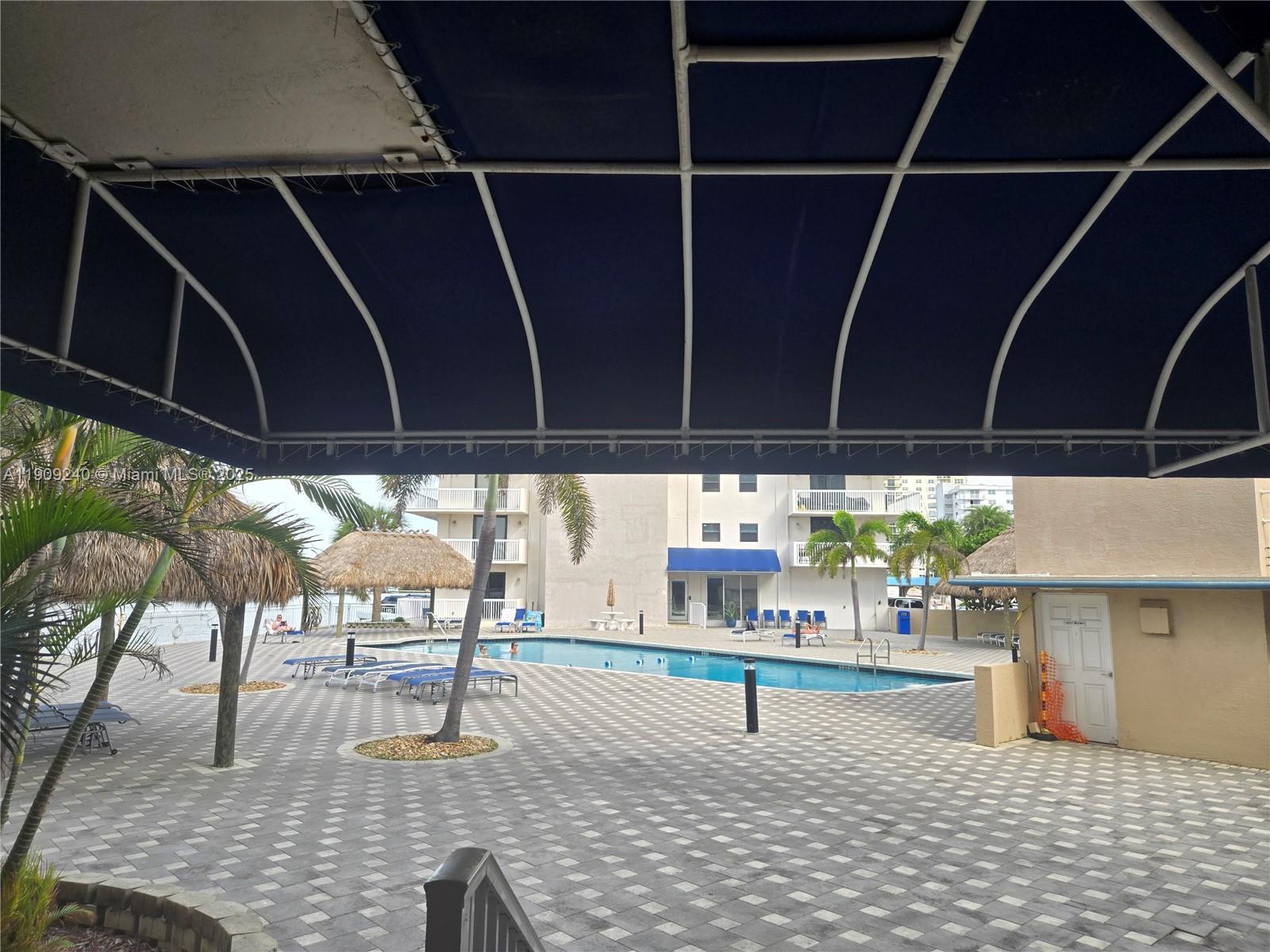 ALLINGTON TOWERS CONDO - Residential Lease