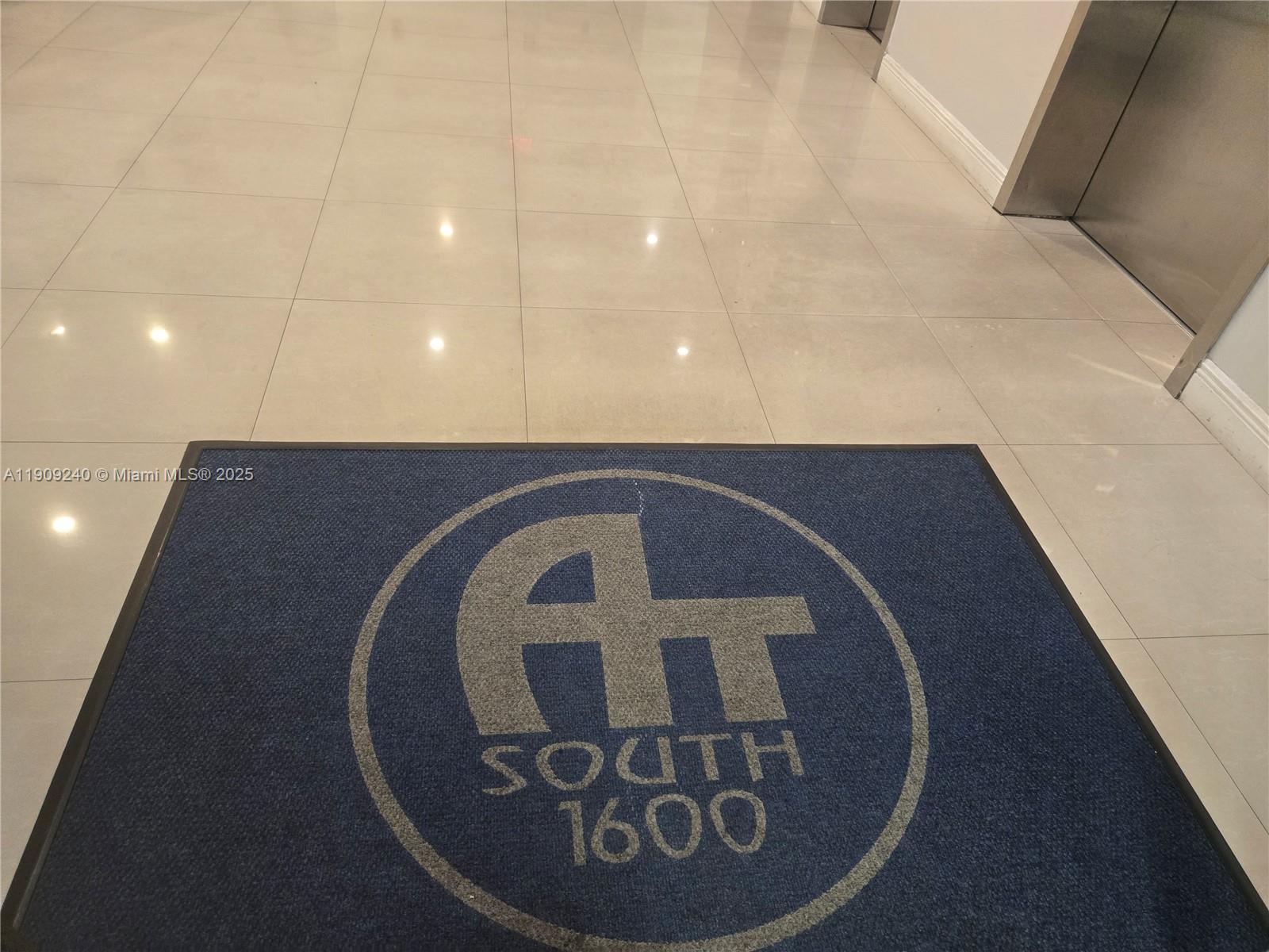 ALLINGTON TOWERS CONDO - Residential Lease