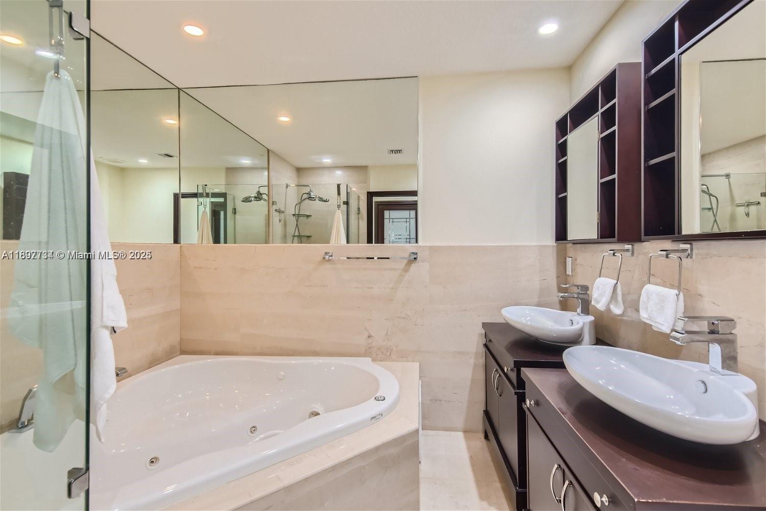 EASTERN SHORES GARDEN APT - Residential Lease