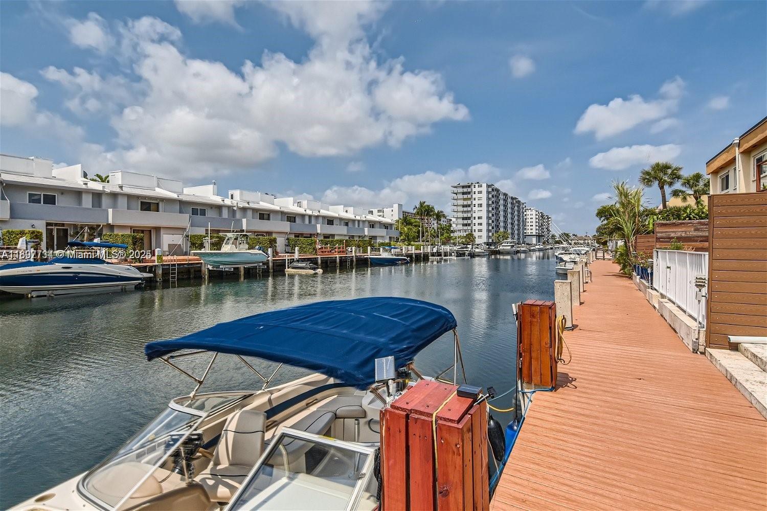 EASTERN SHORES GARDEN APT - Residential Lease