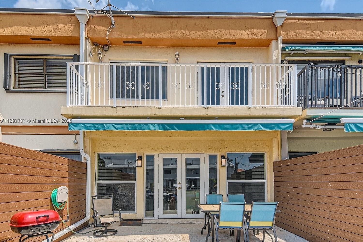 EASTERN SHORES GARDEN APT - Residential Lease