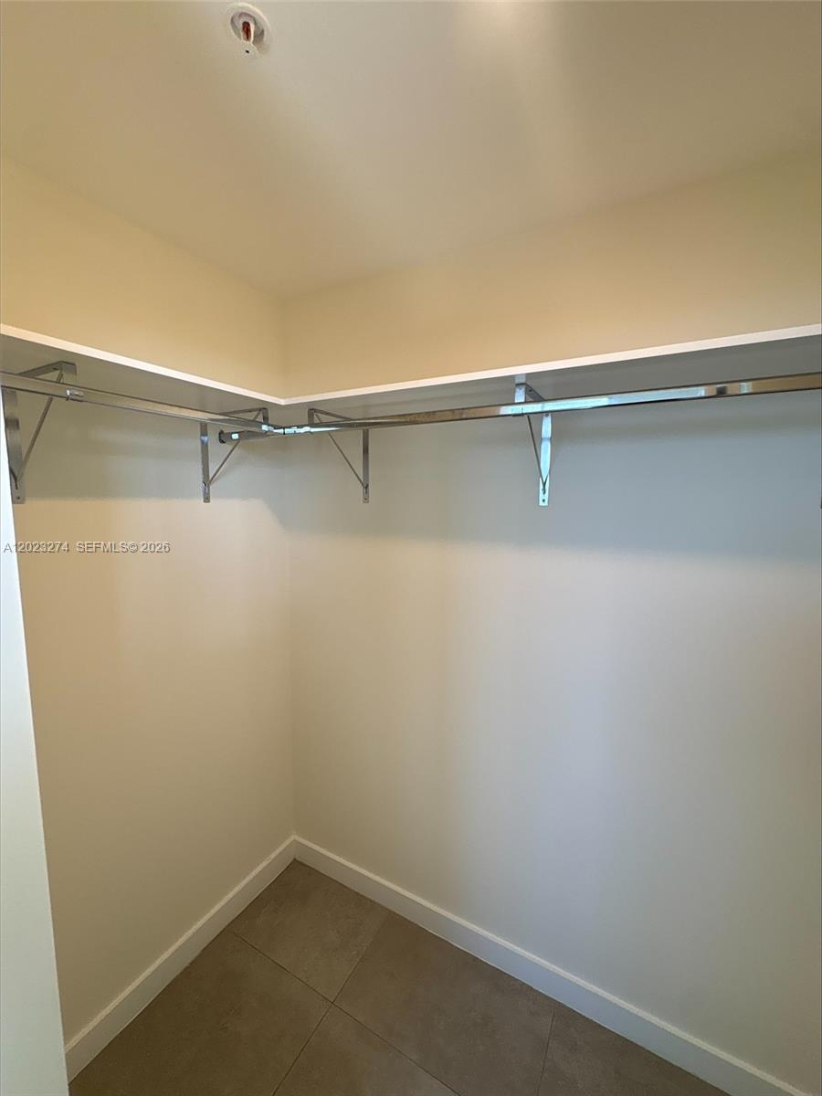 16395 Biscayne Blvd 1310