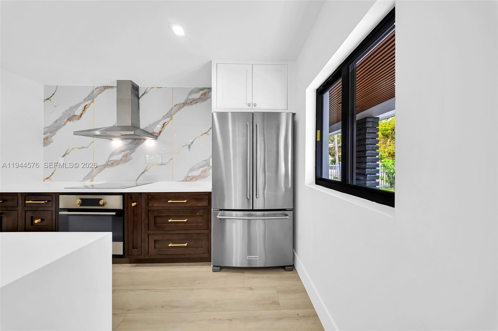 ELBARODA GROVE - Residential