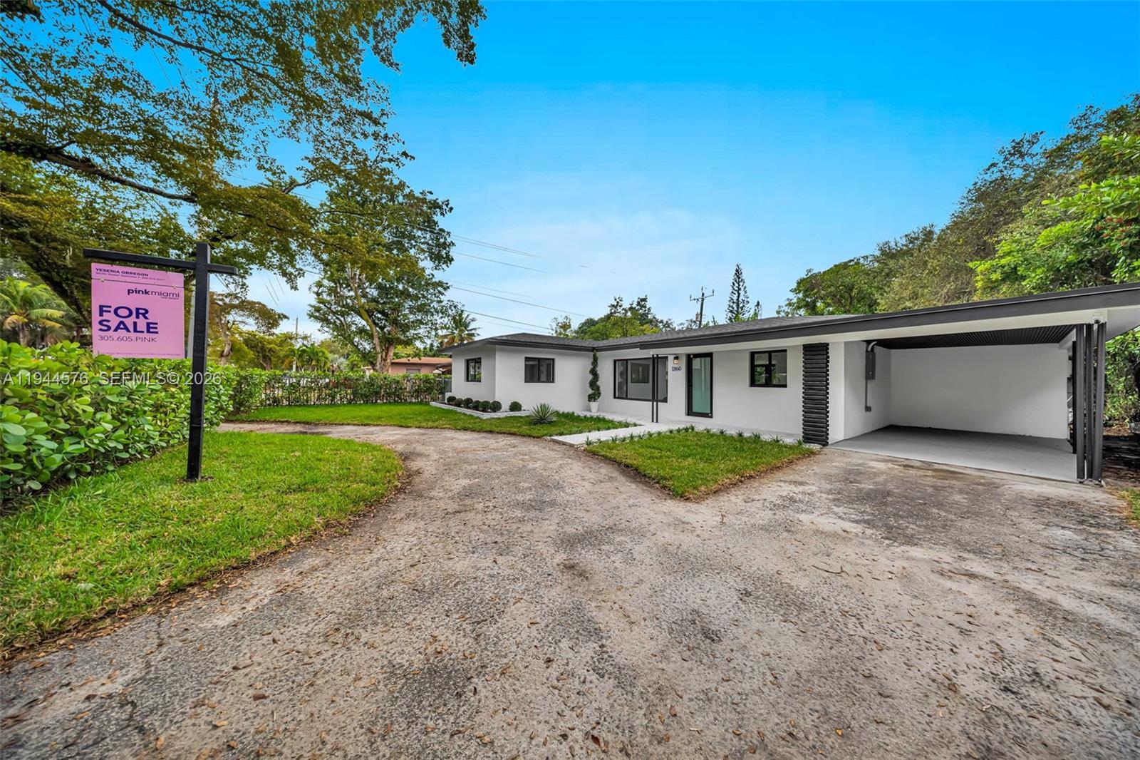 ELBARODA GROVE - Residential