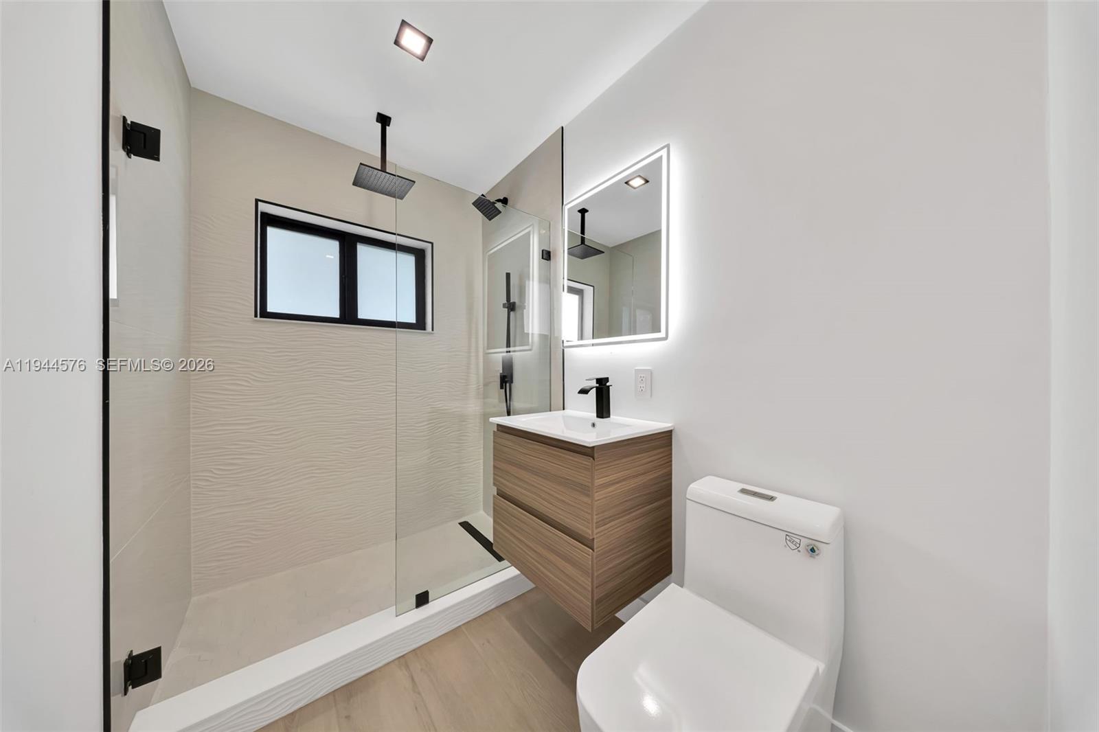 ELBARODA GROVE - Residential