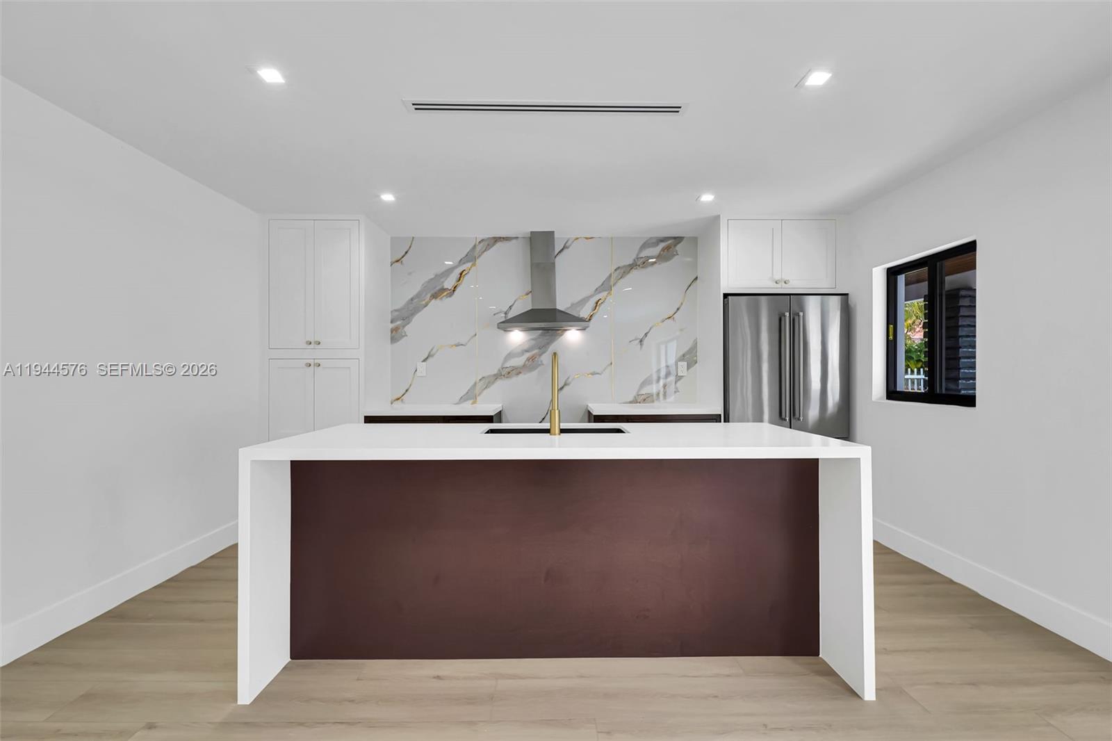 ELBARODA GROVE - Residential