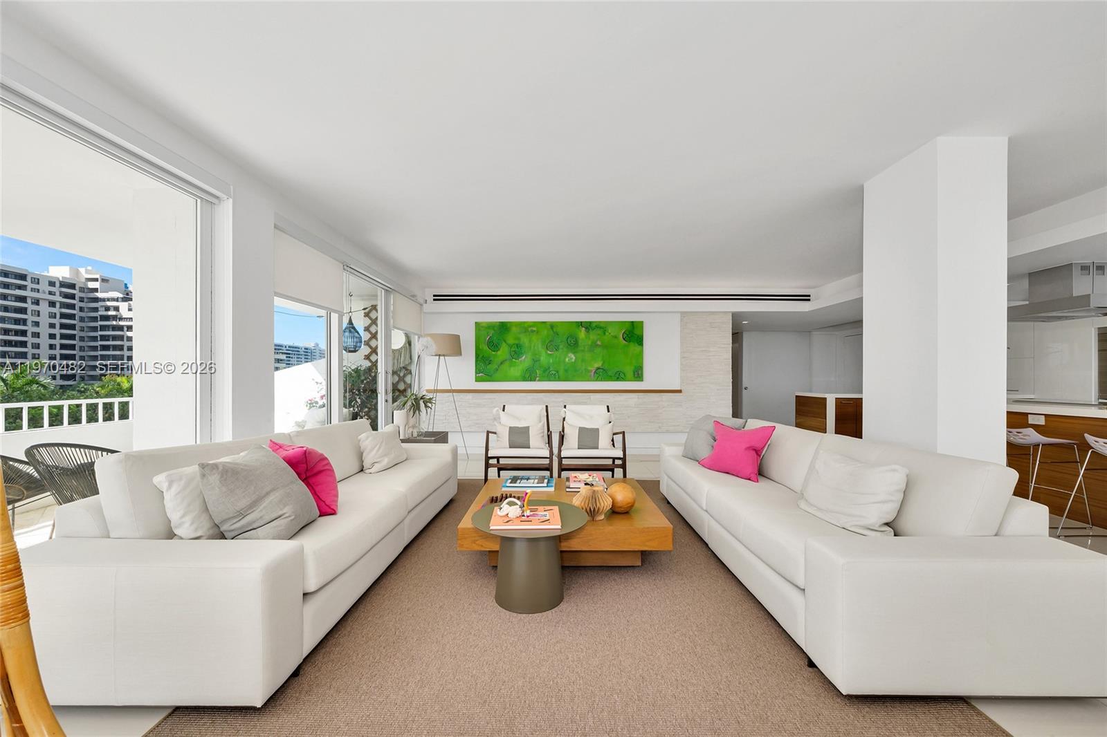 COMMODORE CLUB SOUTH COND - Residential