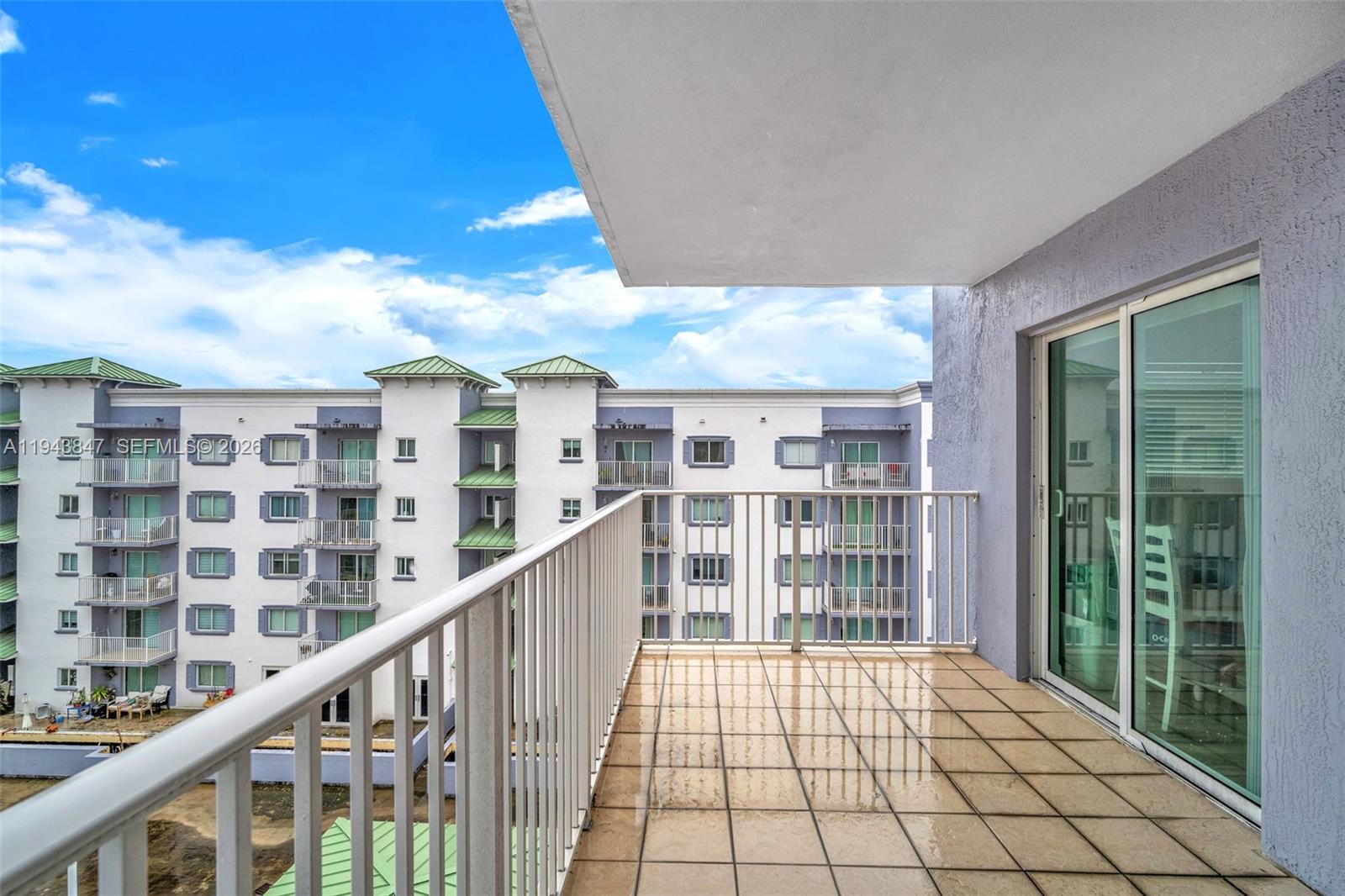 RIVER RUN SOUTH CONDO - Residential