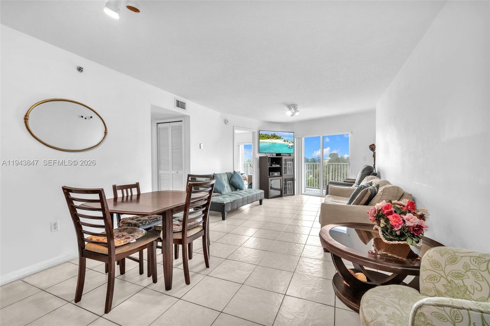 2475 NW 16th St Rd 601