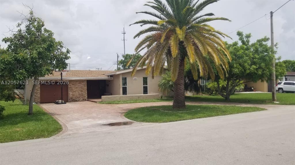 Photo of 6729 Arbor Dr, Miramar, FL 33023 (MLS # A12057623)