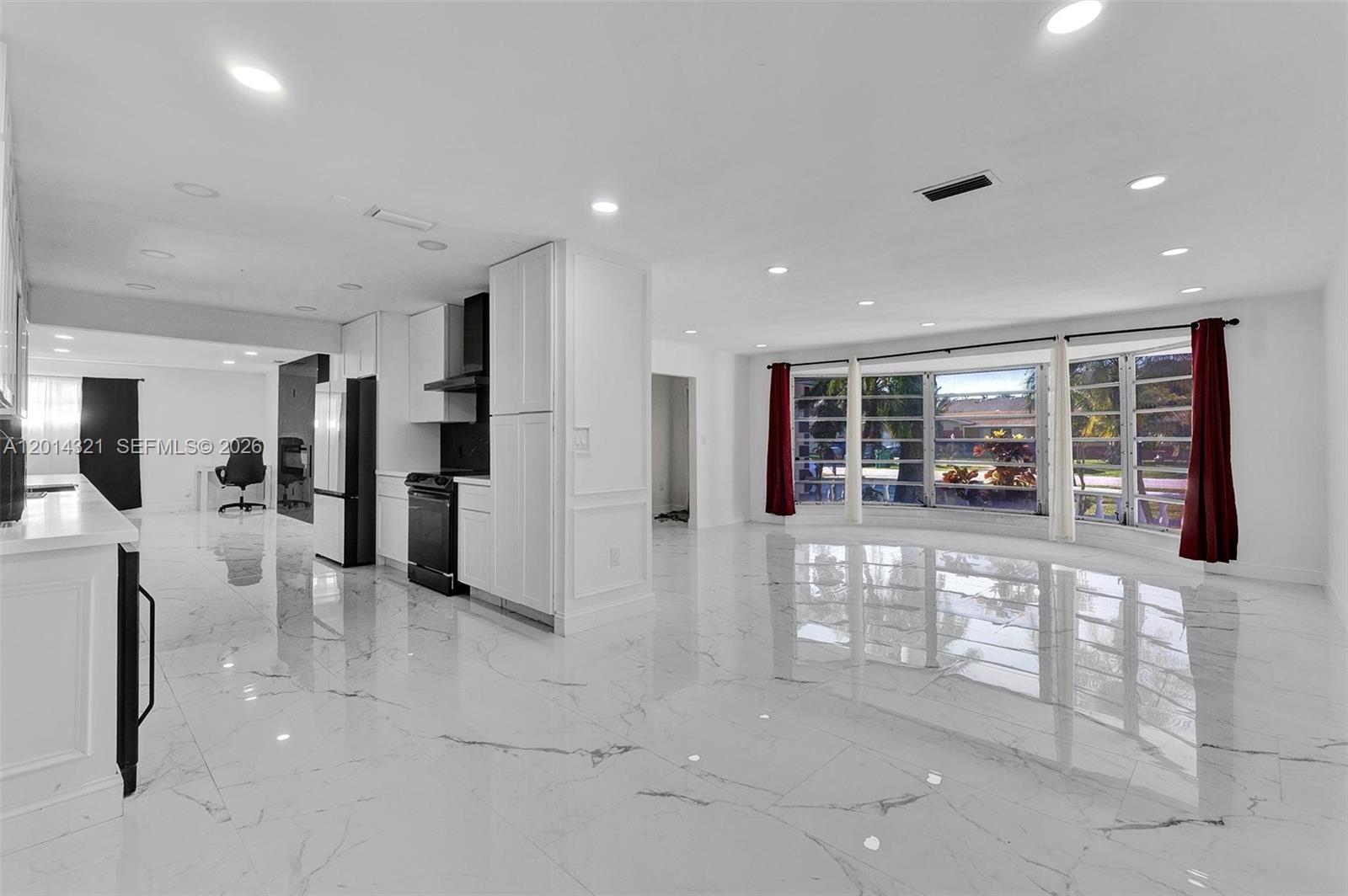 NORTH DADE COUNTRY CLUB V - Residential