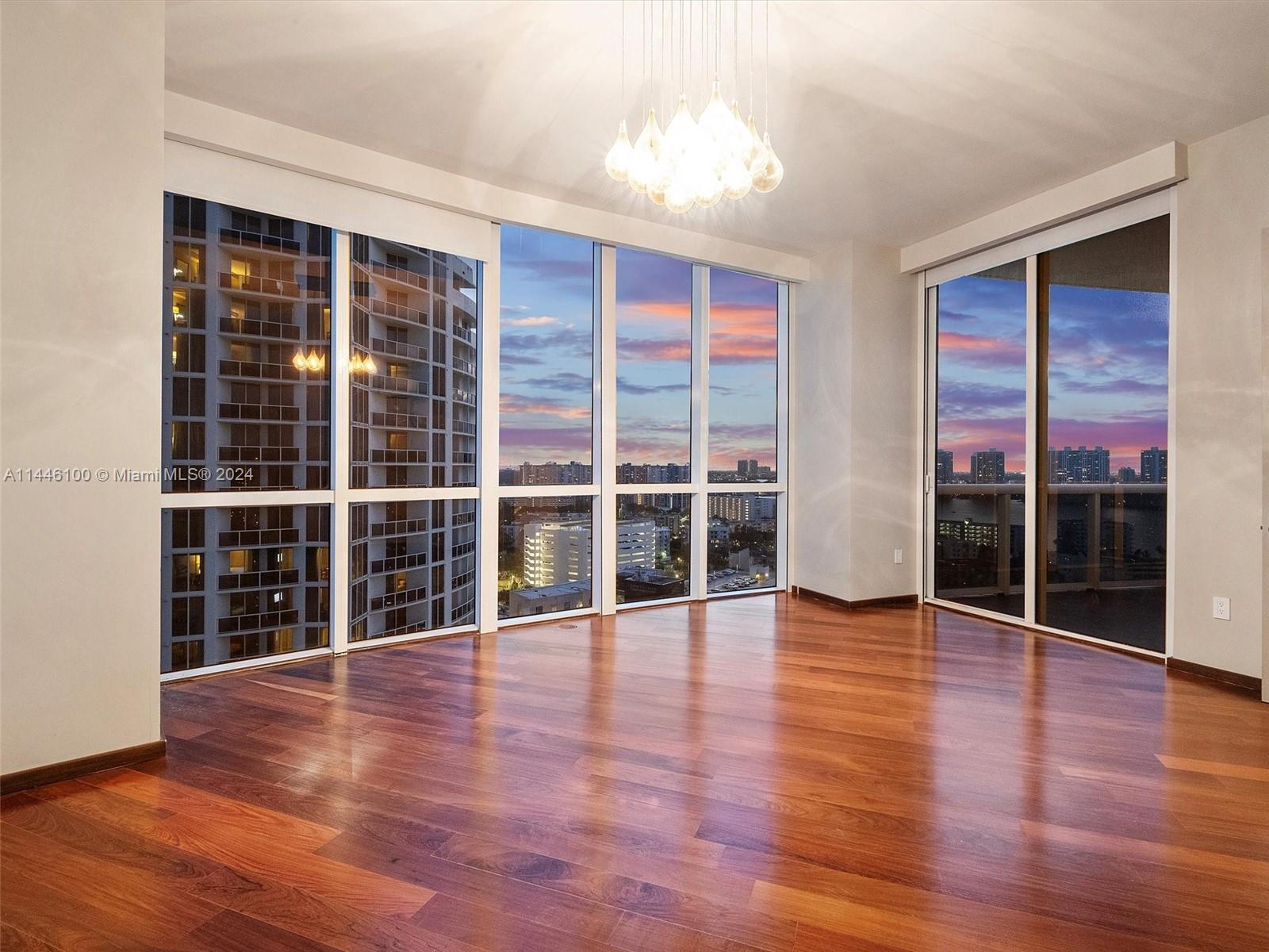 TRUMP PALACE CONDO - Residential