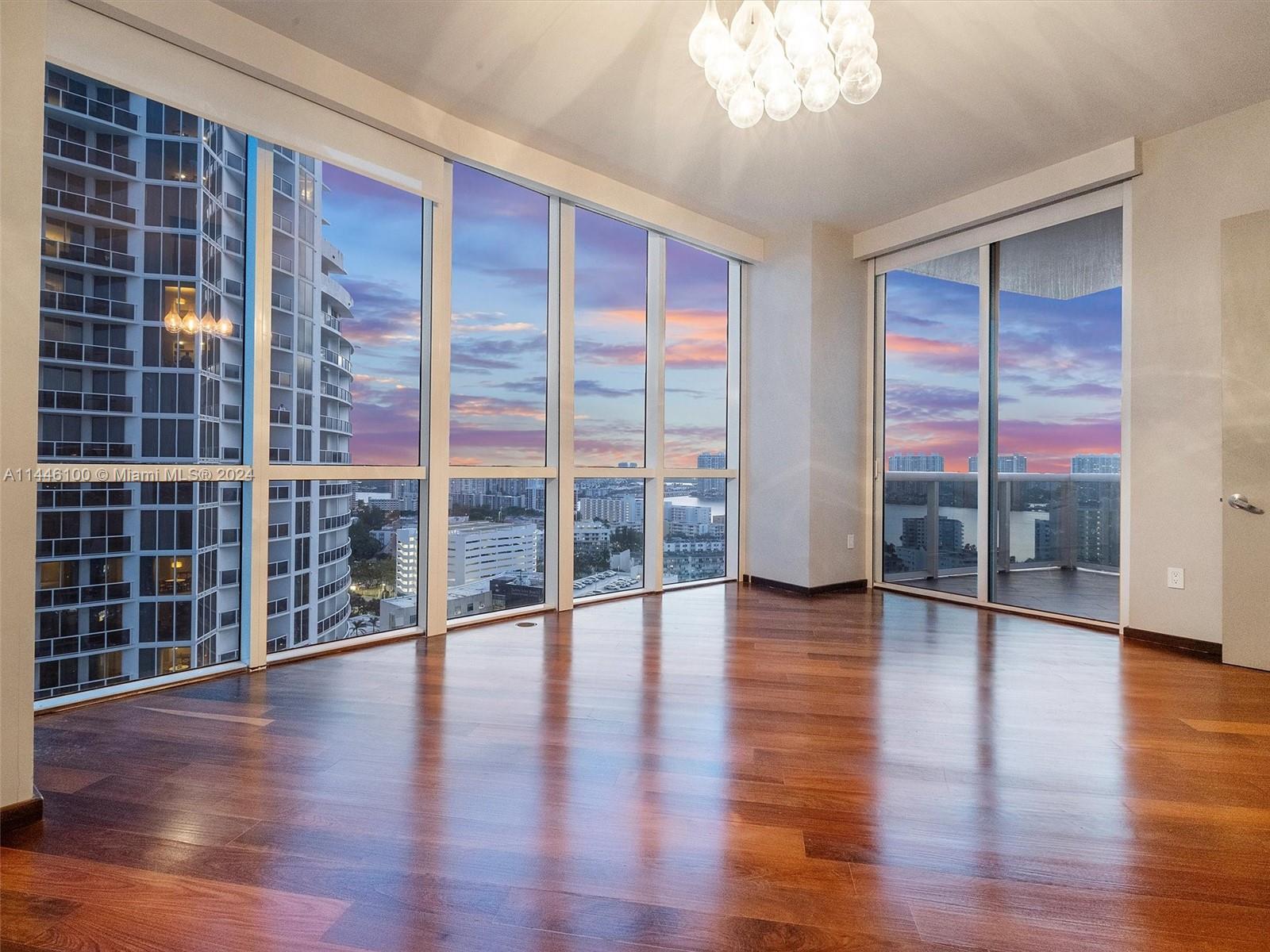TRUMP PALACE CONDO - Residential