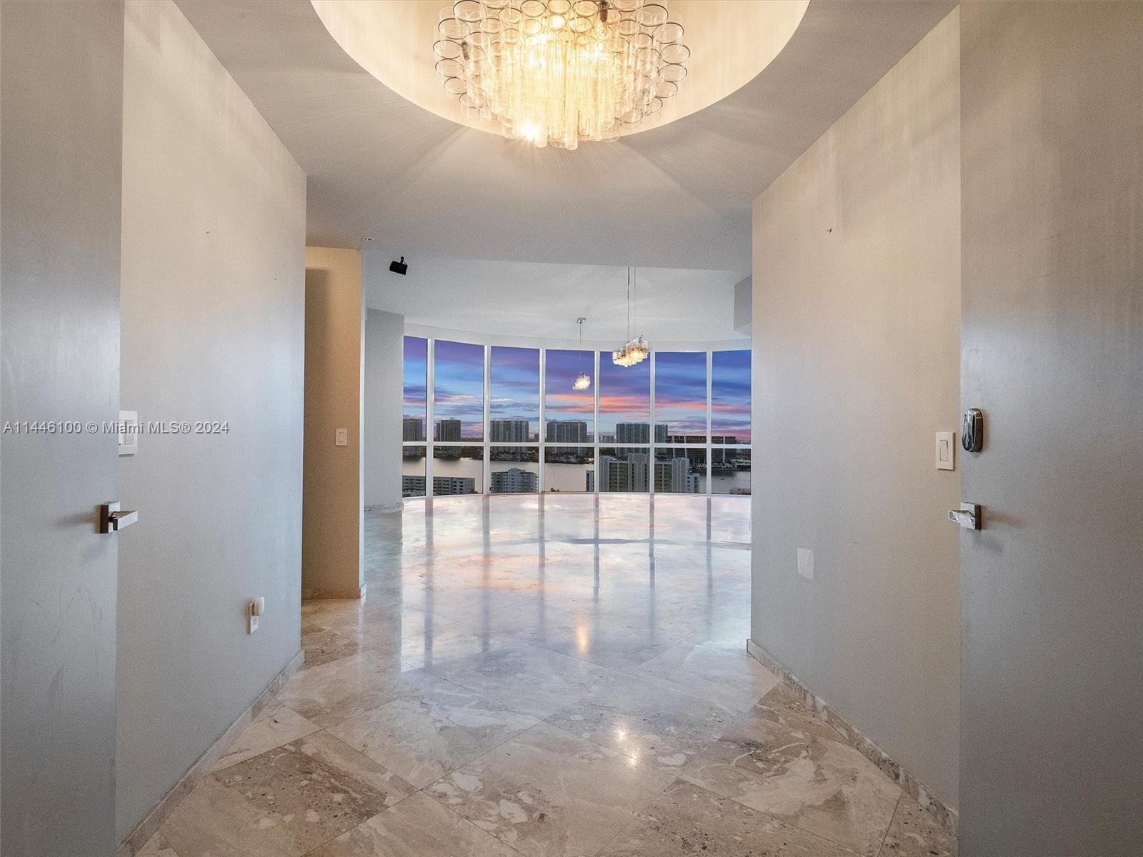TRUMP PALACE CONDO - Residential