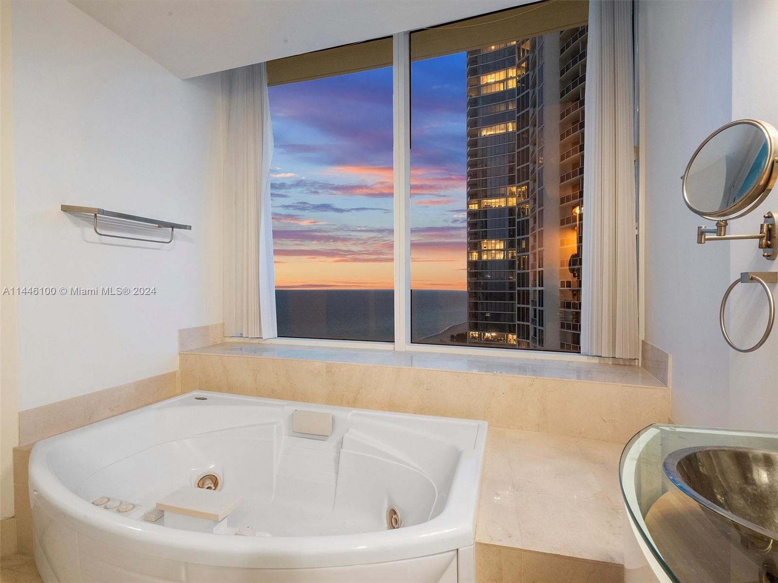 TRUMP PALACE CONDO - Residential