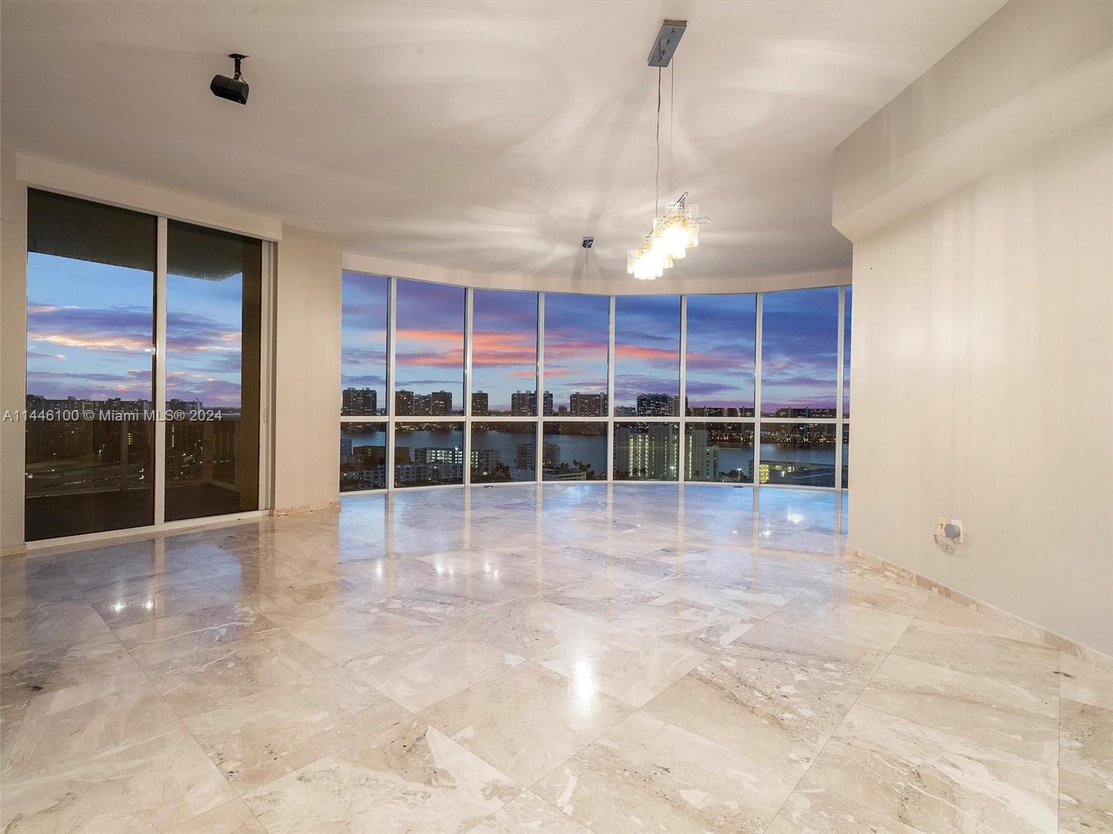 TRUMP PALACE CONDO - Residential