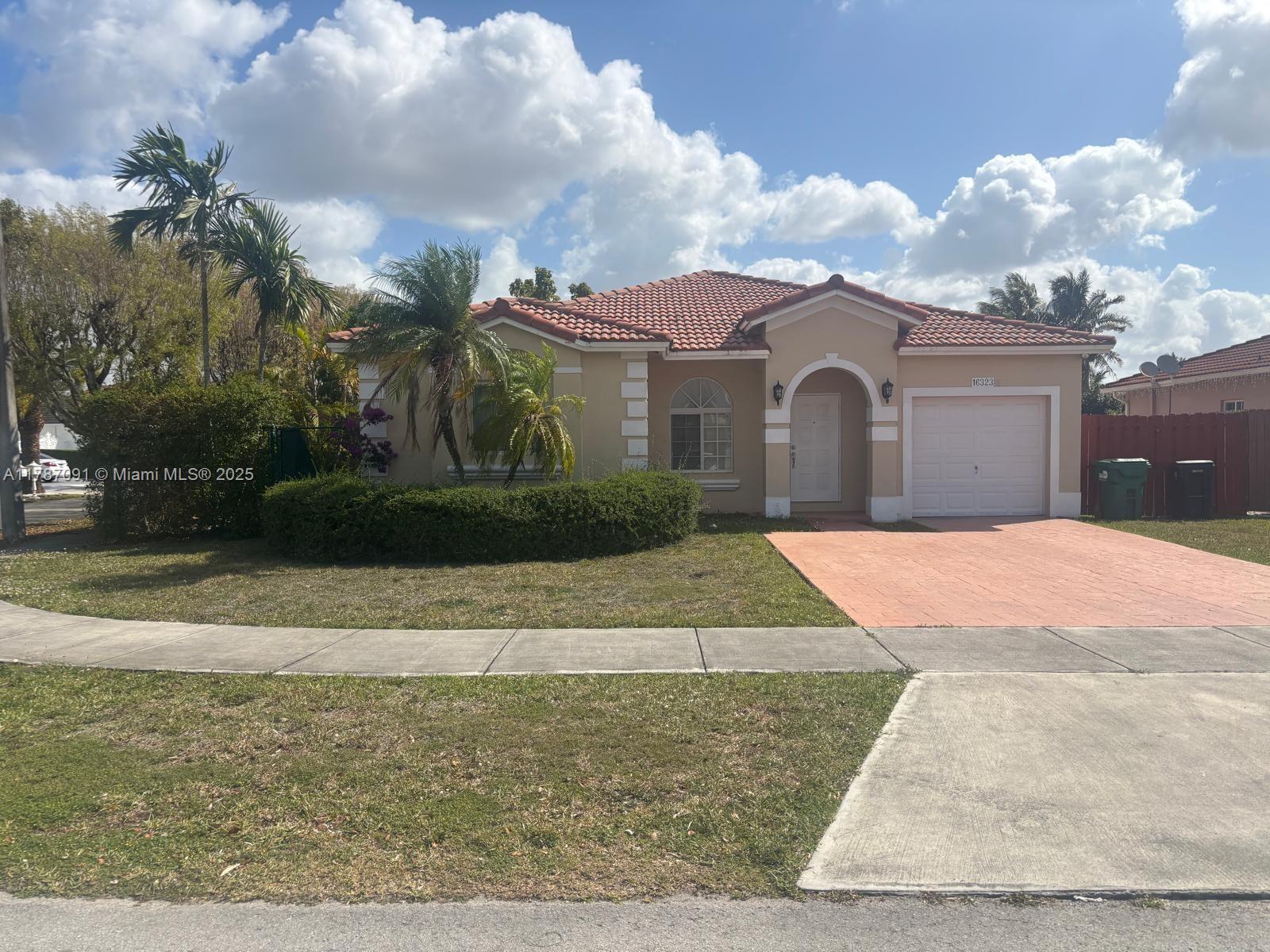 Rental Property at 16323 Sw 57th St, Miami, Broward County, Florida - Bedrooms: 4 
Bathrooms: 2  - $4,100 MO.