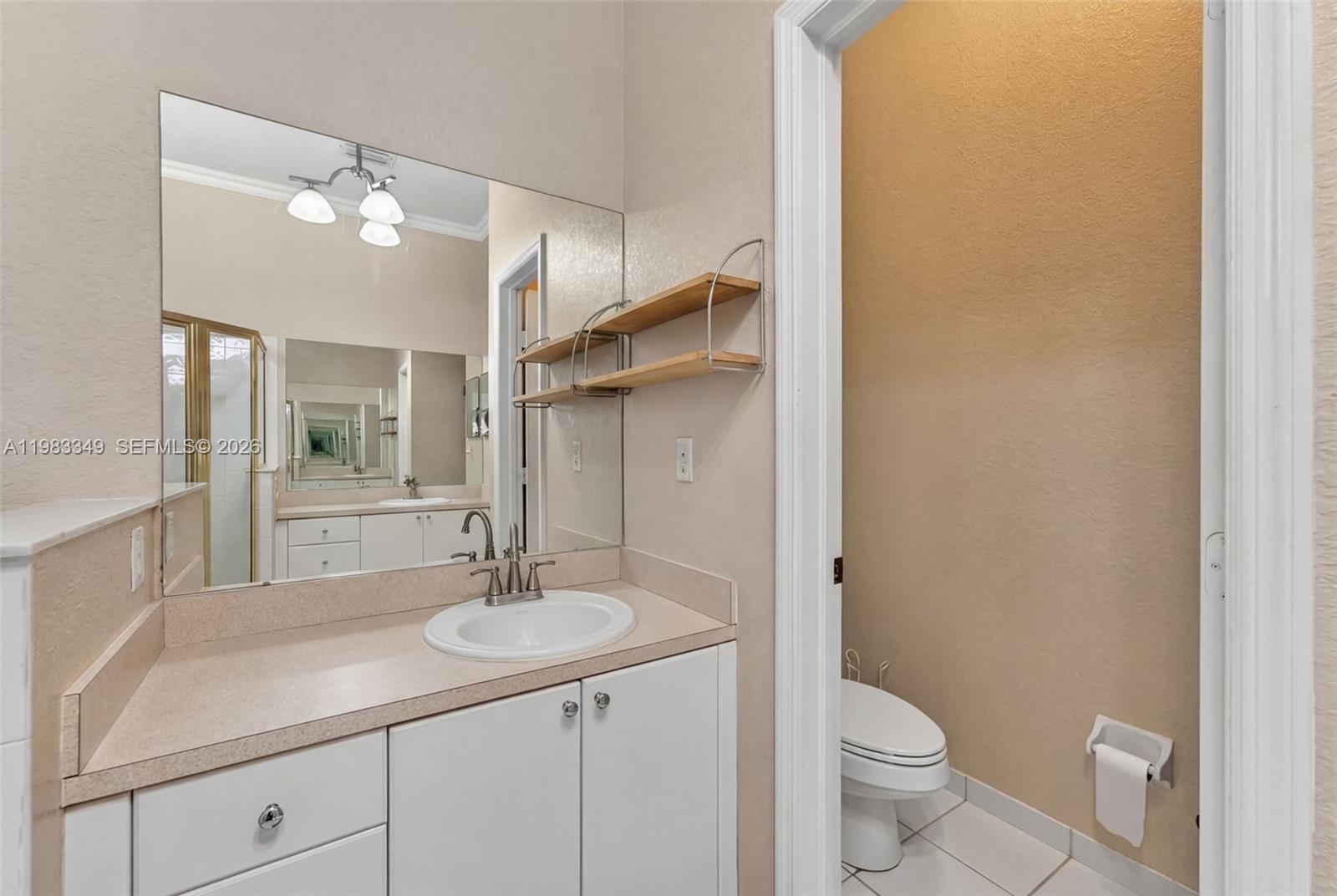 KEYS-GATE NO 3 - Residential