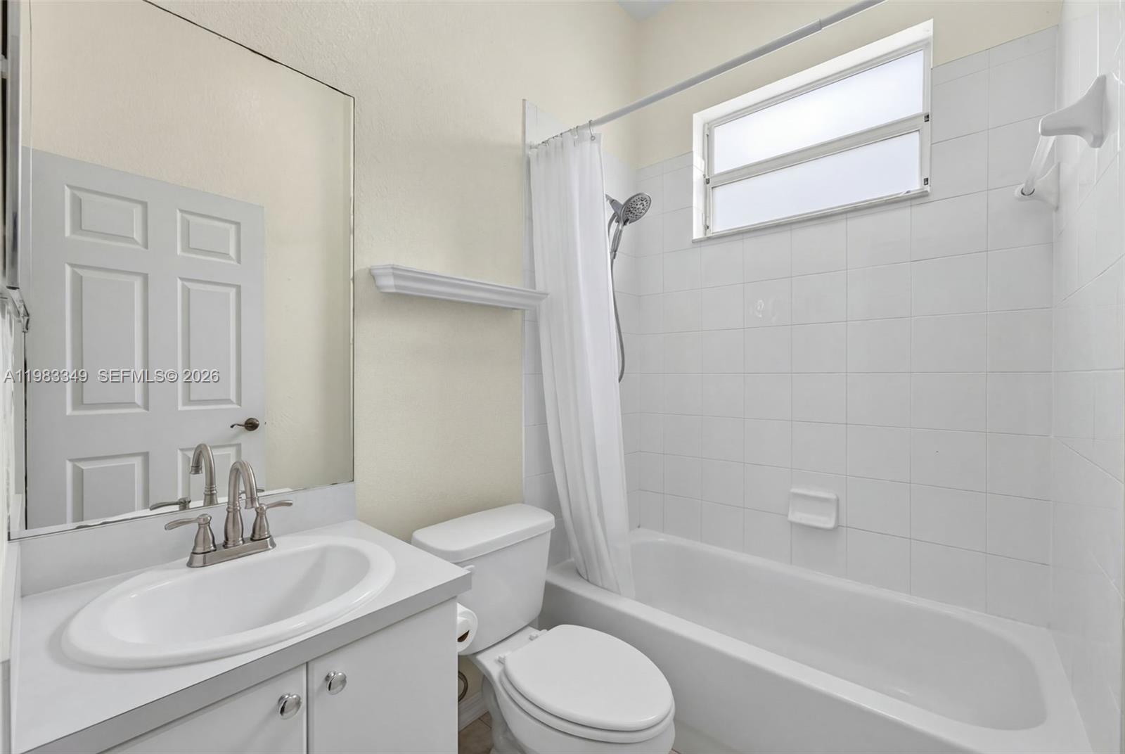 KEYS-GATE NO 3 - Residential