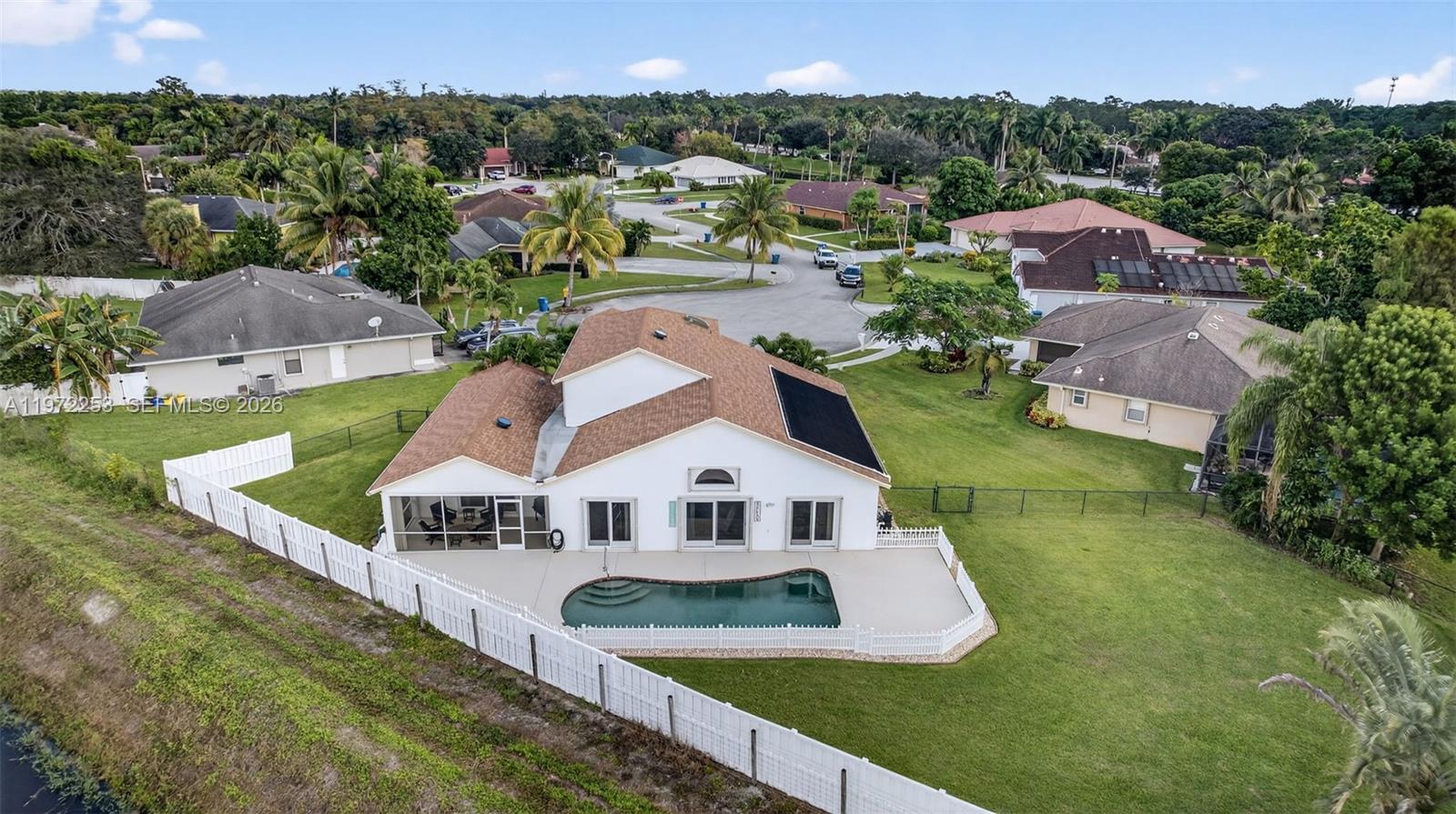 CRESTWOOD UNIT 1 PL 4 - Residential