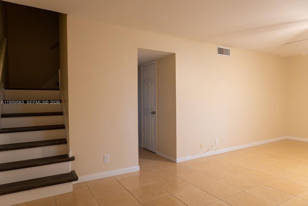 Photo of 8018 SW 18th Ct #2-8, Davie, FL 33324 (MLS # A11959583)