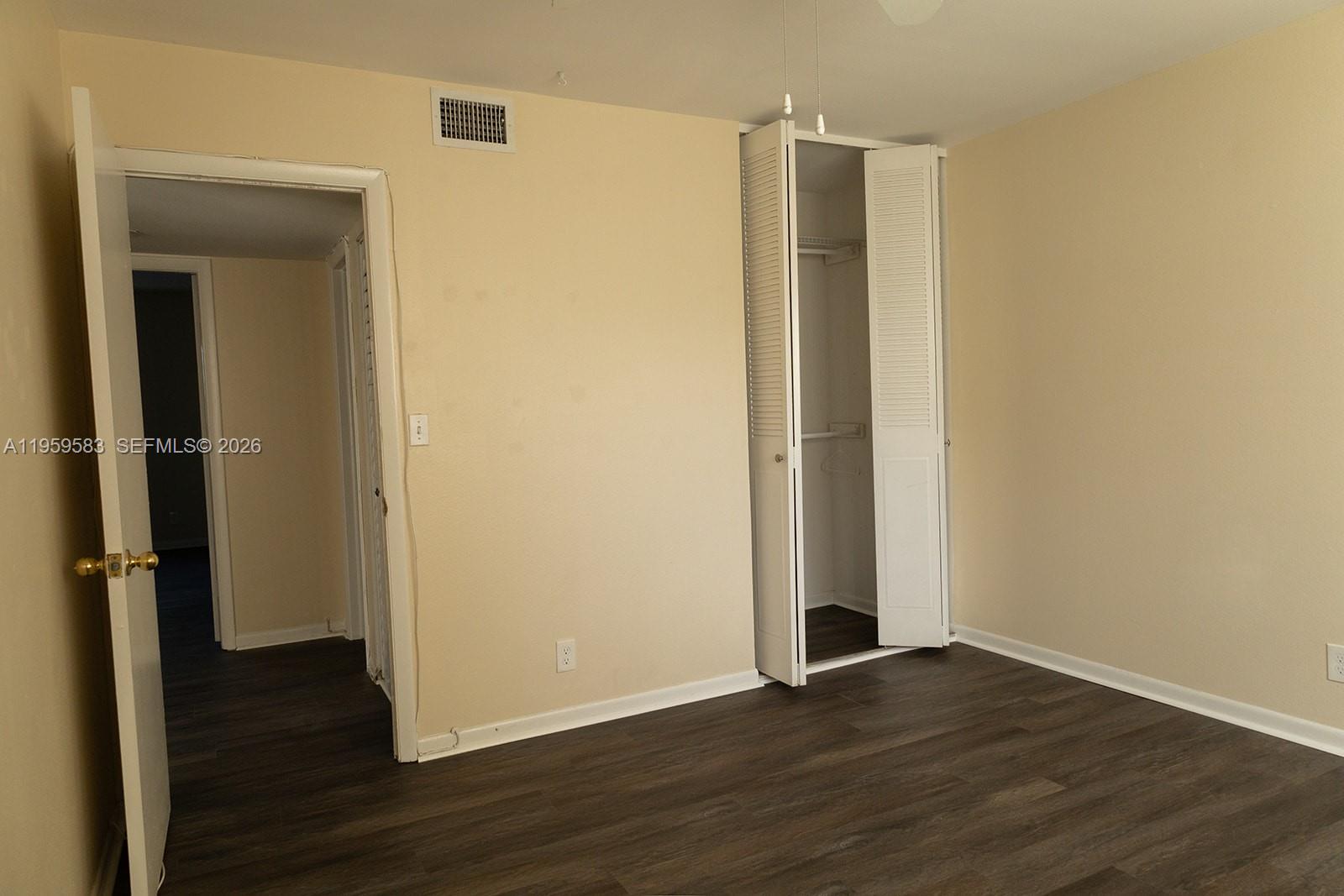 ARROWHEAD GOLF & TENNIS C - Residential