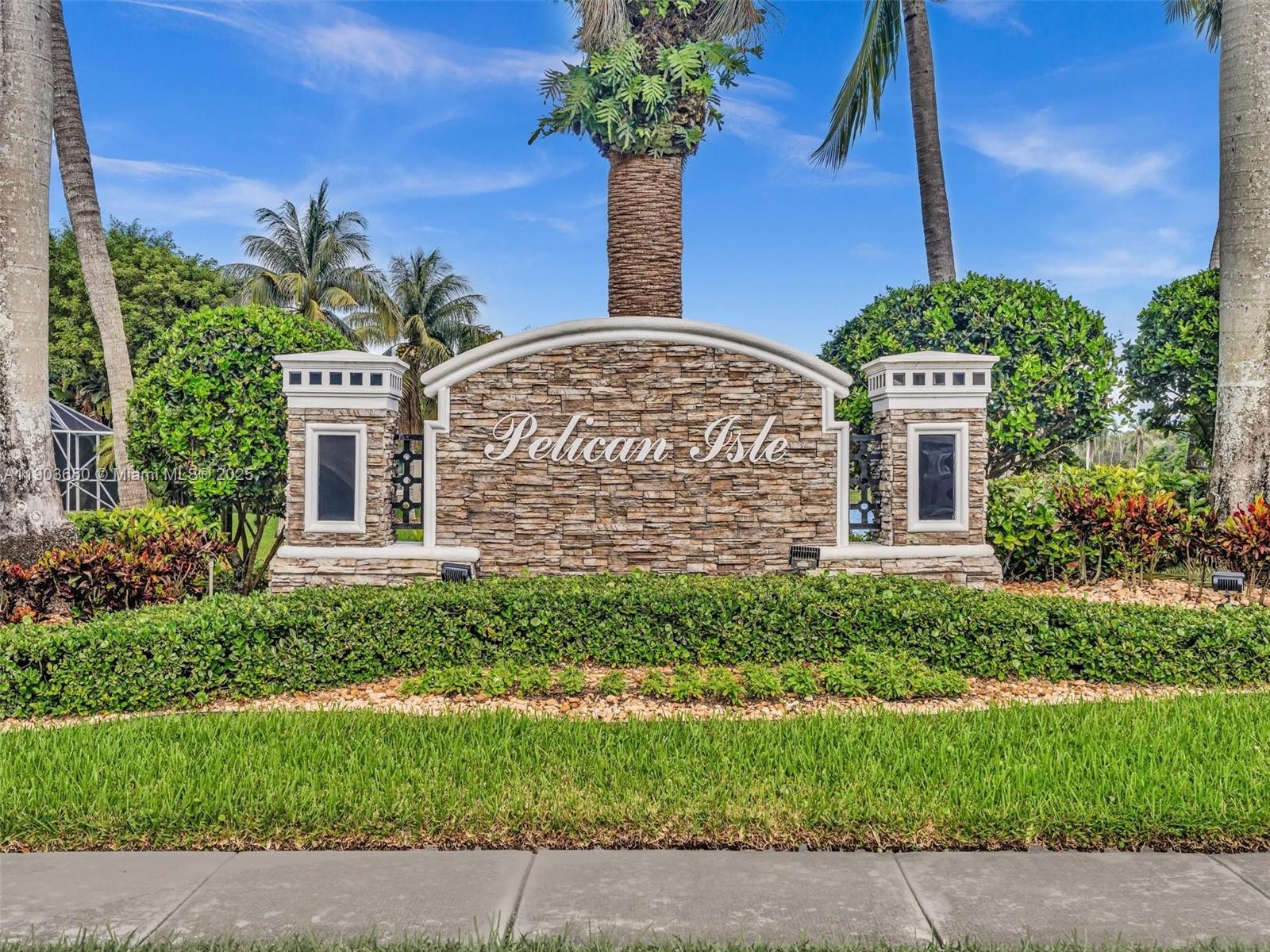 WYNDHAM LAKES WEST - Residential