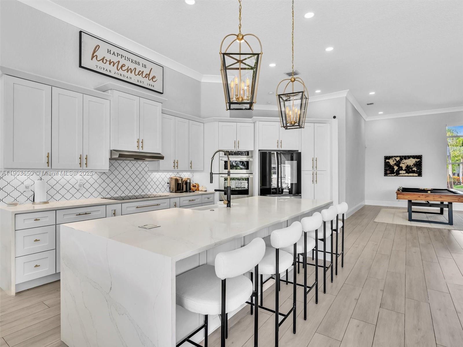 WYNDHAM LAKES WEST - Residential