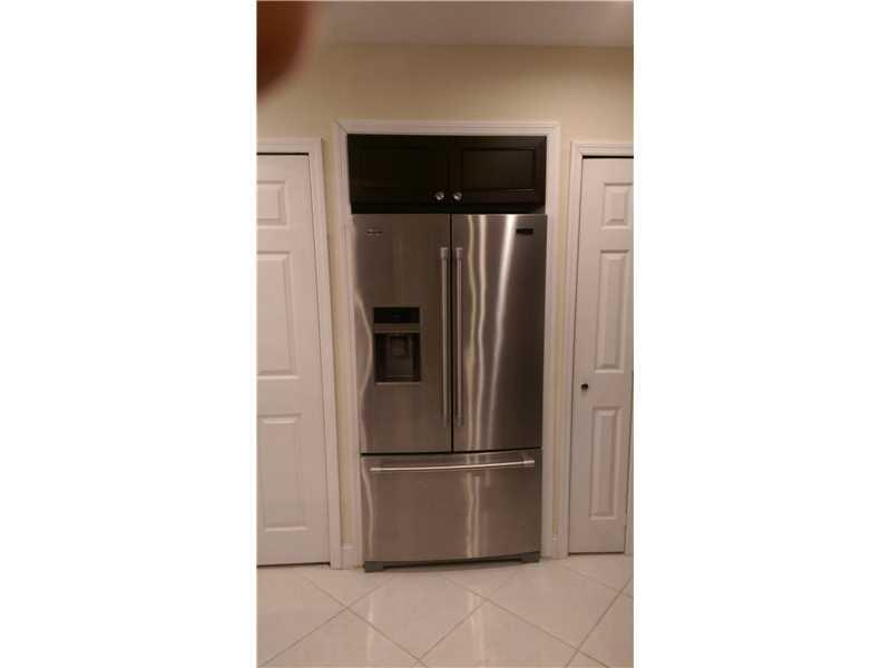 WELWYN MANOR 31-2 B - Residential