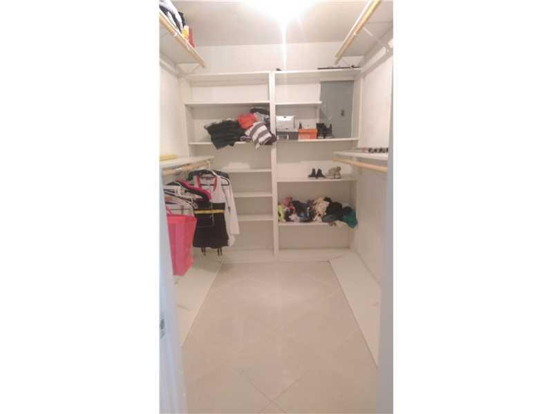 WELWYN MANOR 31-2 B - Residential